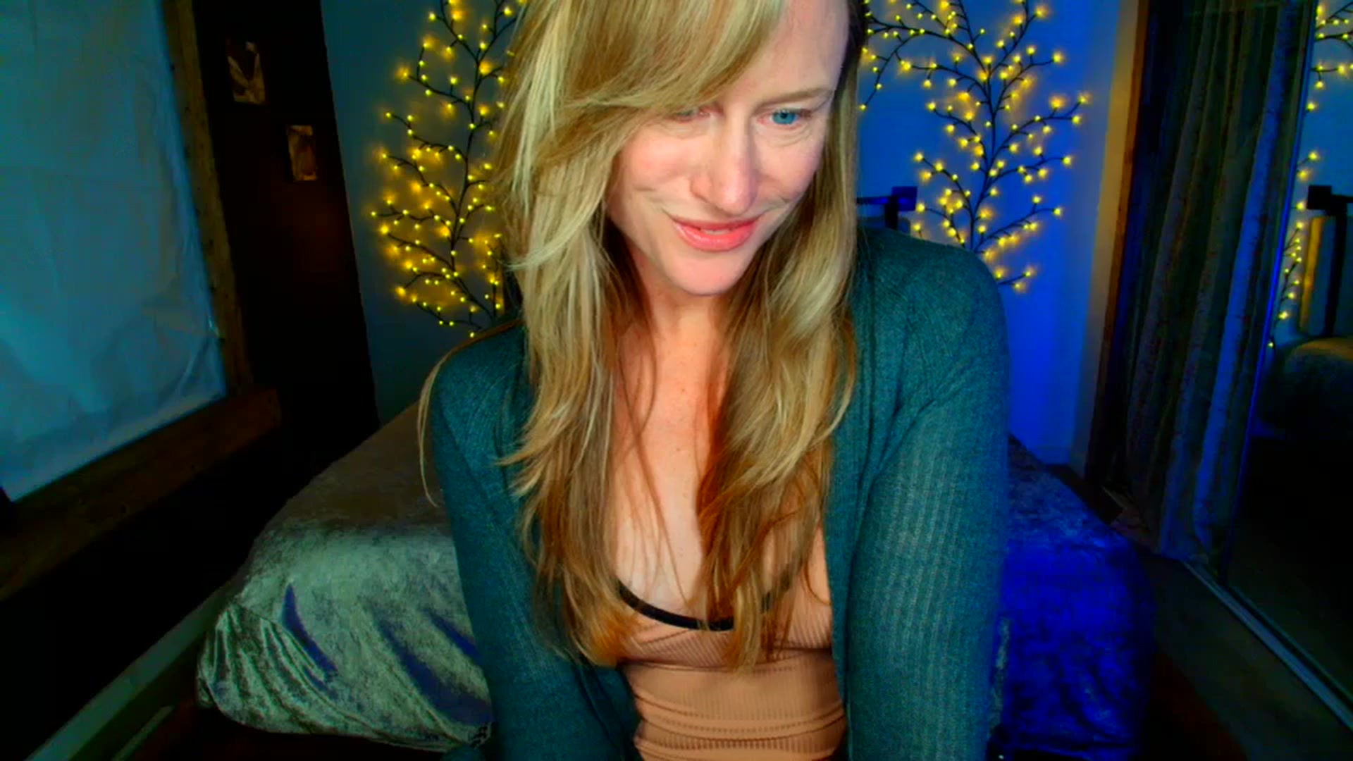 Gallery image thumbnail from JadeAmaryllis's myfreecams stream on, 04/28/2026, 16:06 image 5 of 20