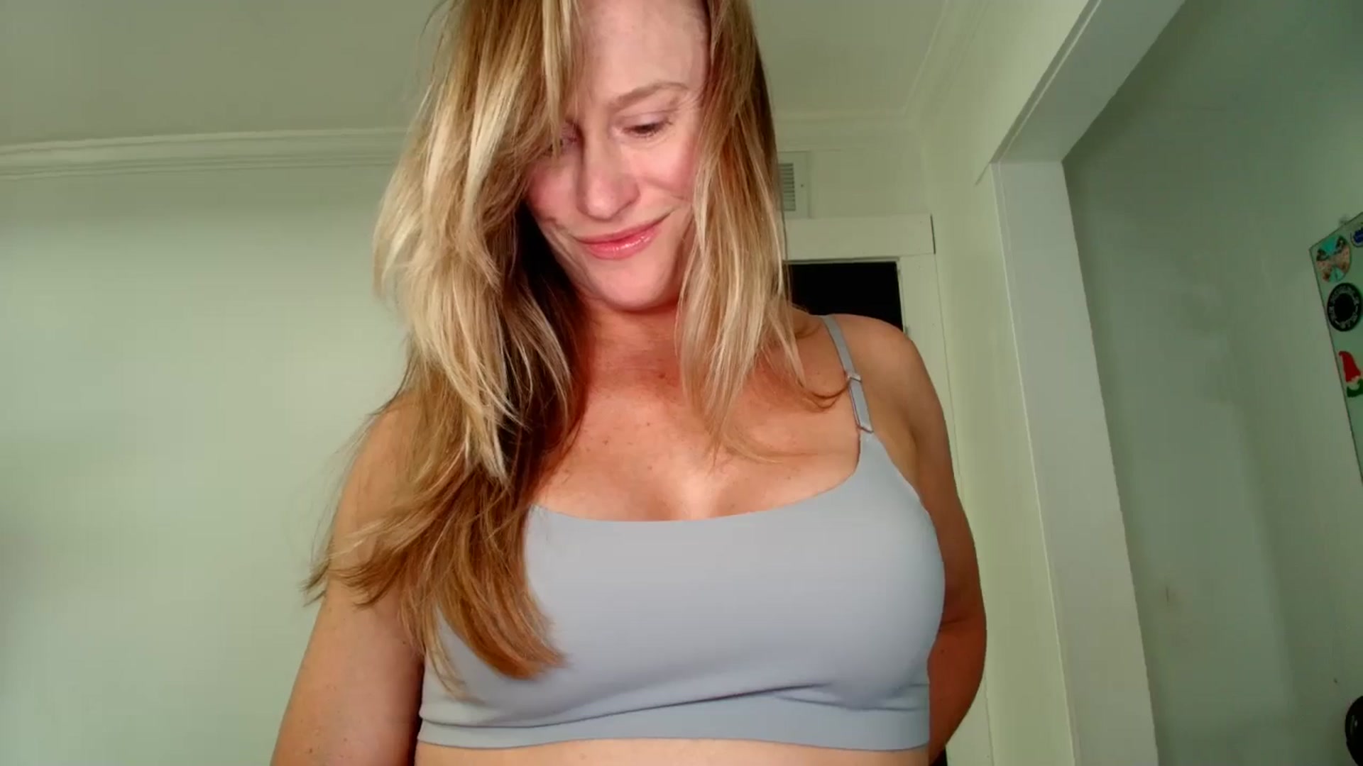 Gallery image thumbnail from JadeAmaryllis's myfreecams stream on, 05/01/2026, 16:48 image 16 of 20