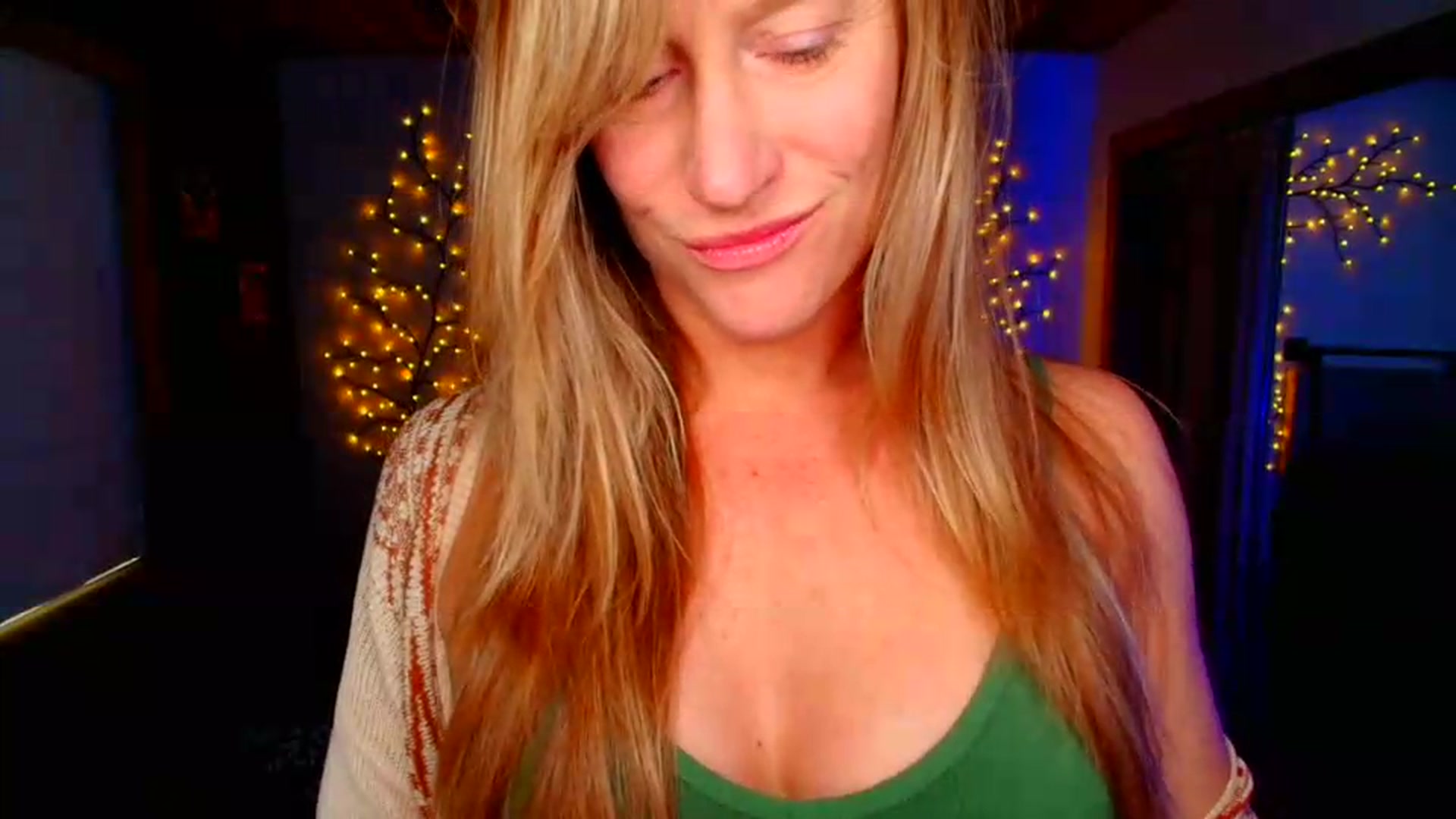 Gallery image thumbnail from JadeAmaryllis's myfreecams stream on, 05/03/2026, 14:08 image 17 of 20