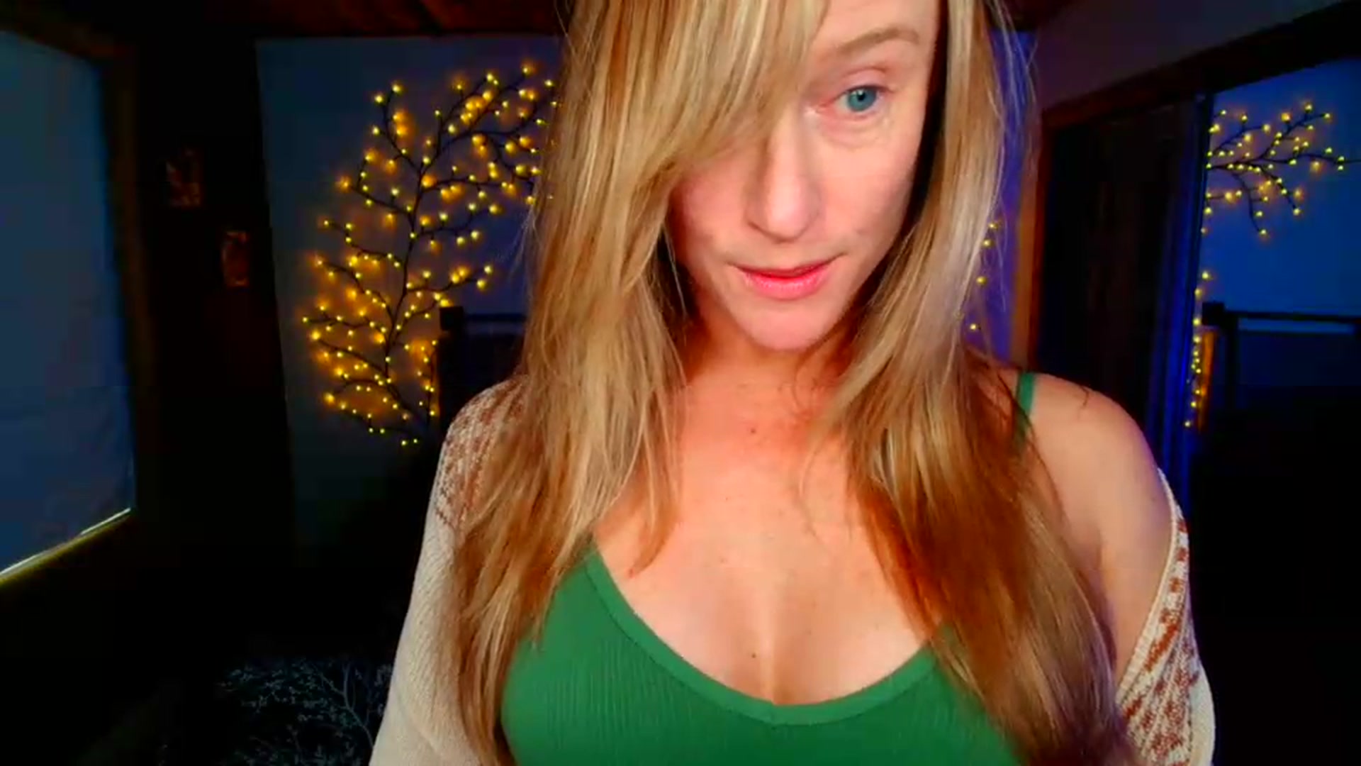 Gallery image thumbnail from JadeAmaryllis's myfreecams stream on, 05/03/2026, 14:08 image 13 of 20