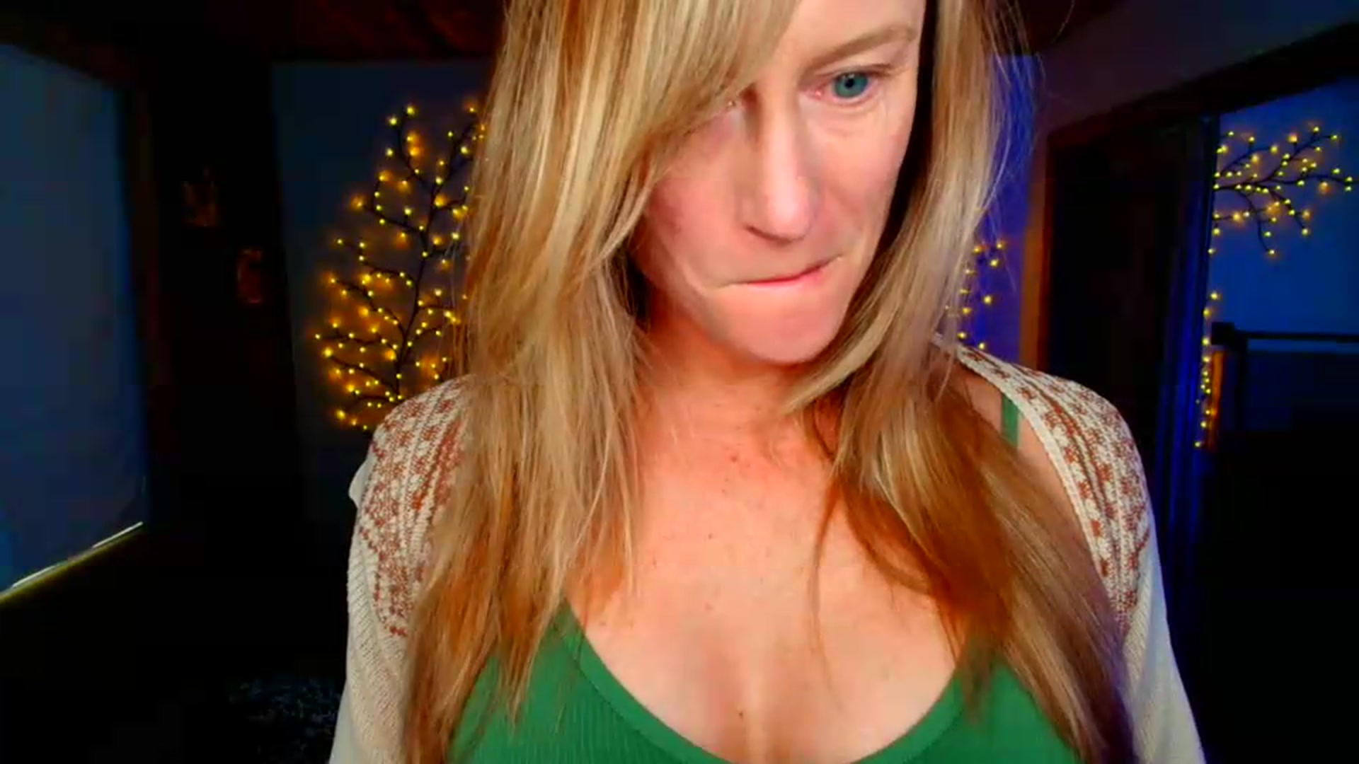 Gallery image thumbnail from JadeAmaryllis's myfreecams stream on, 05/03/2026, 14:08 image 6 of 20