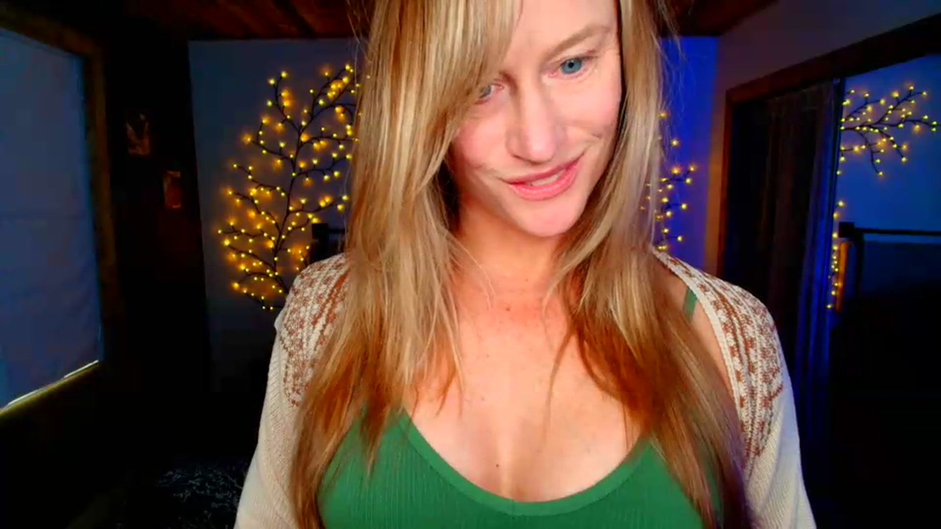 Gallery image thumbnail from JadeAmaryllis's myfreecams stream on, 05/03/2026, 14:08 image 7 of 20