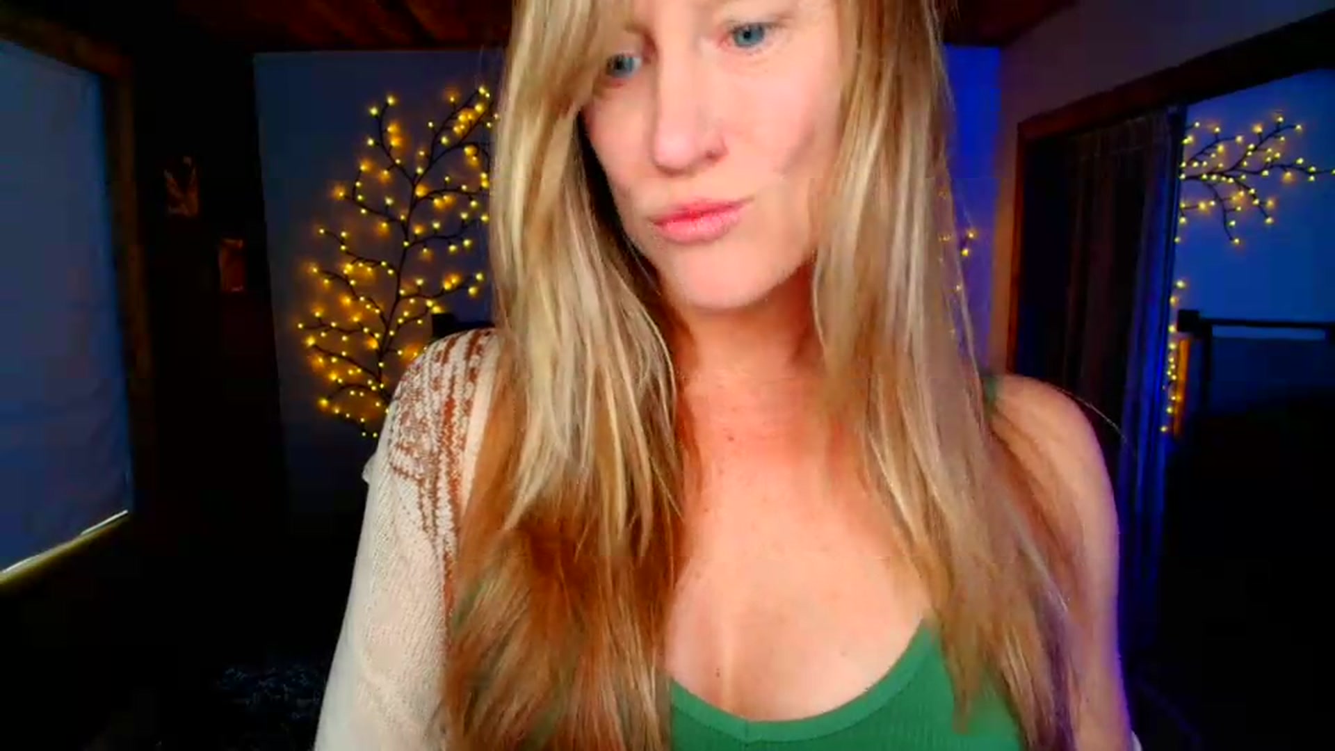 Gallery image thumbnail from JadeAmaryllis's myfreecams stream on, 05/03/2026, 14:08 image 18 of 20