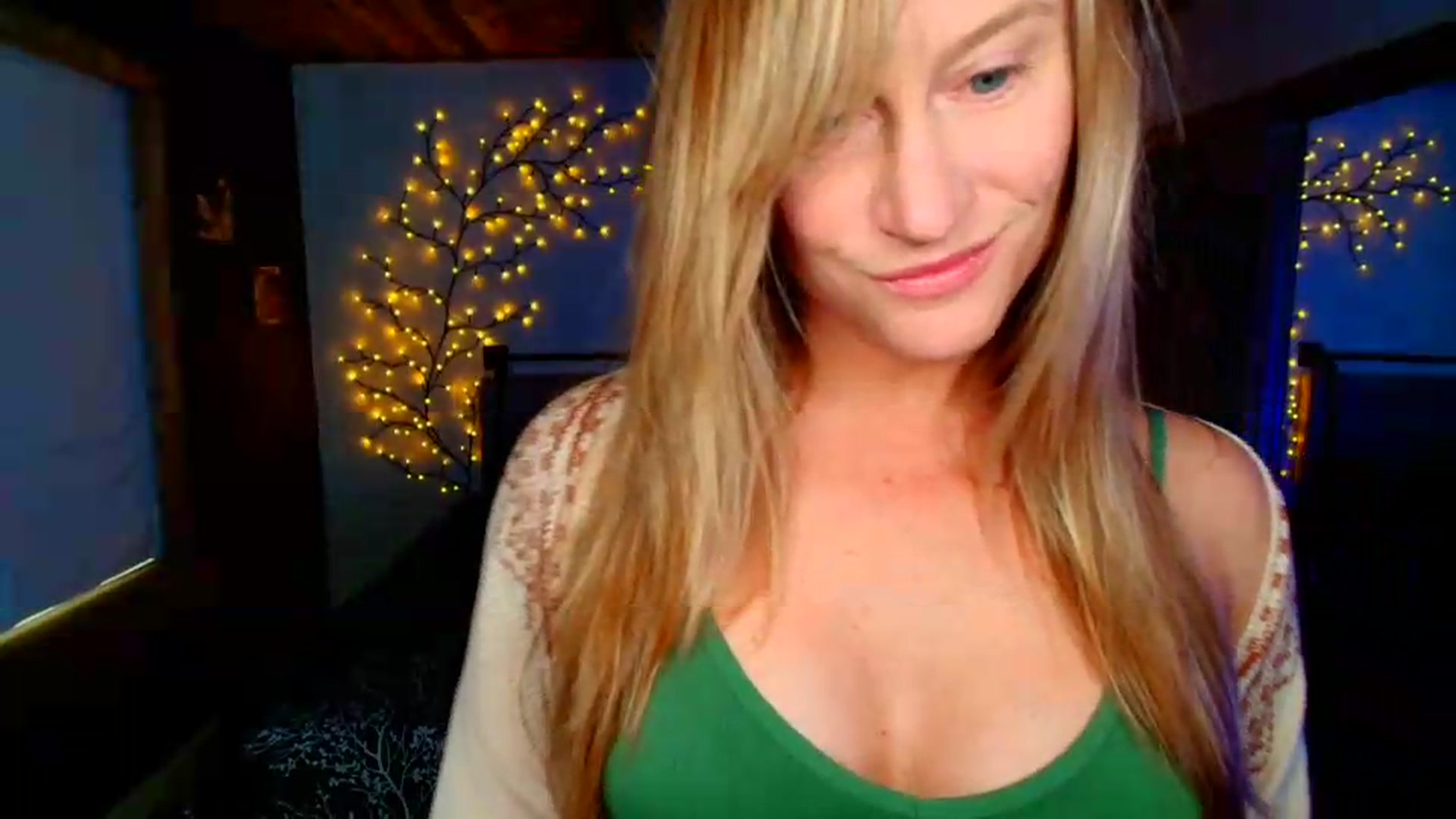Gallery image thumbnail from JadeAmaryllis's myfreecams stream on, 05/03/2026, 14:08 image 11 of 20
