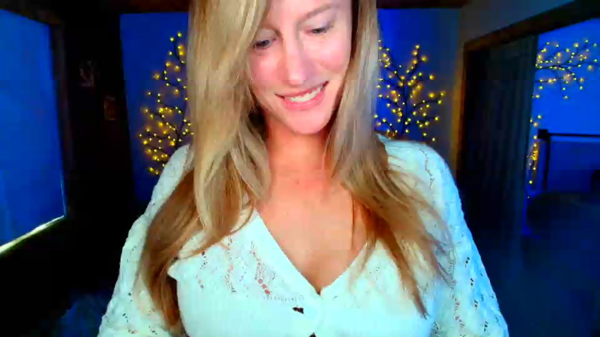 Gallery image thumbnail from JadeAmaryllis's myfreecams stream on, 05/10/2026, 16:10 image 1 of 20