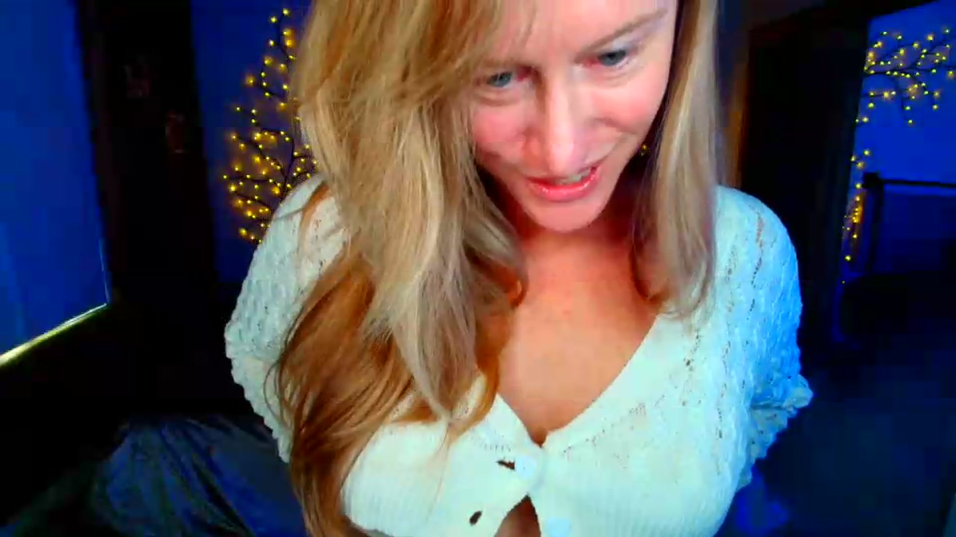 Gallery image thumbnail from JadeAmaryllis's myfreecams stream on, 05/10/2026, 16:10 image 7 of 20