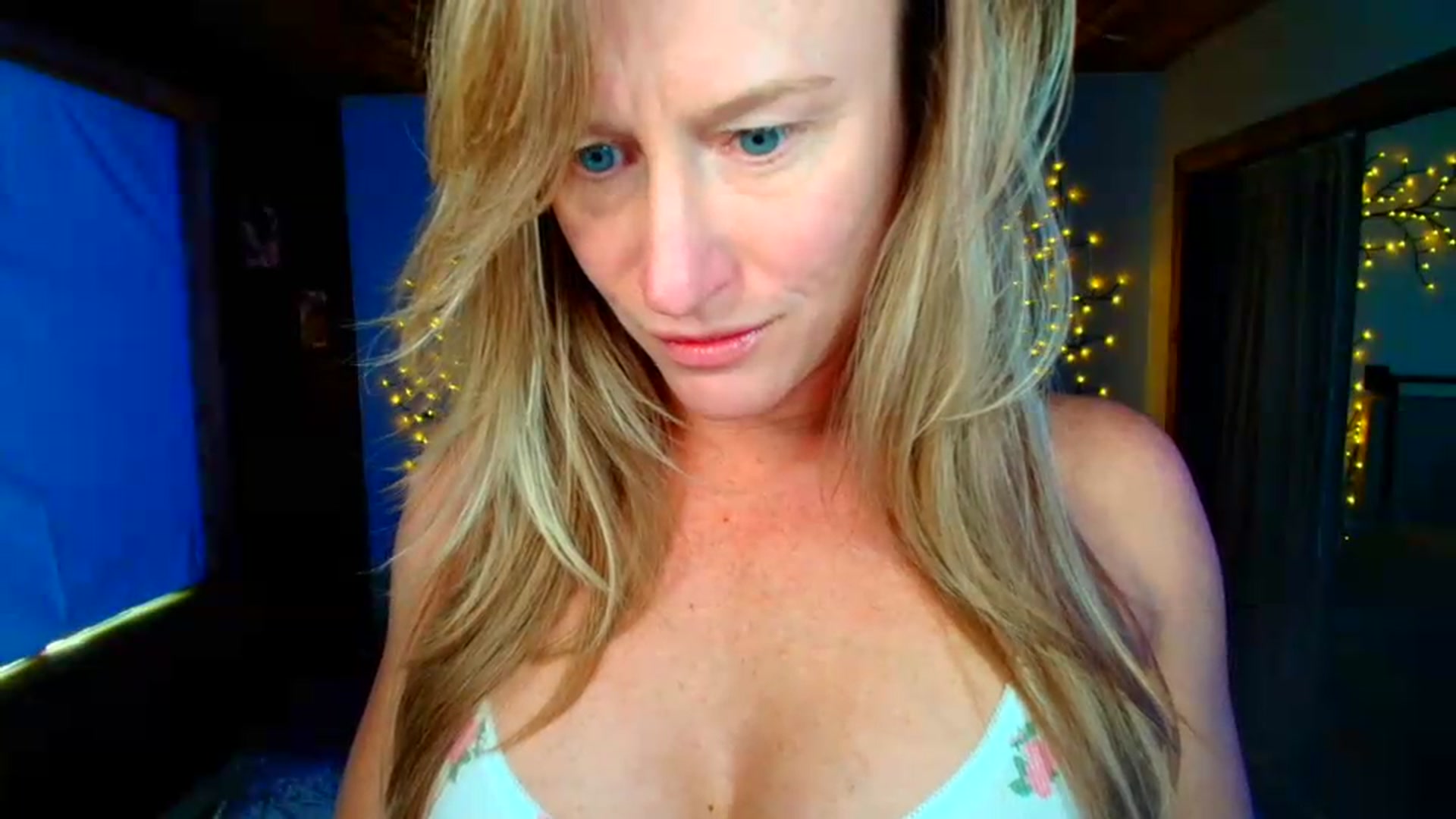 Gallery image thumbnail from JadeAmaryllis's myfreecams stream on, 05/11/2026, 15:51 image 7 of 20