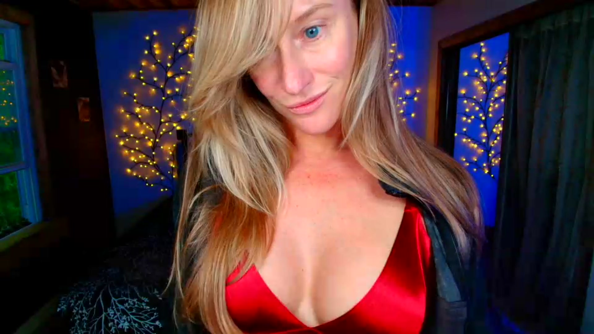 Gallery image thumbnail from JadeAmaryllis's myfreecams stream on, 05/18/2026, 15:37 image 9 of 20