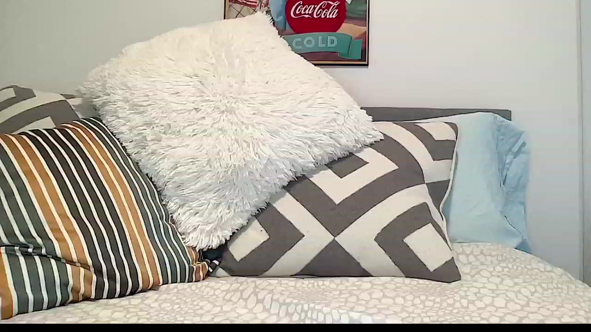 Gallery image thumbnail from JadeBirthday's myfreecams stream on, 04/14/2023, 02:41 image 19 of 20