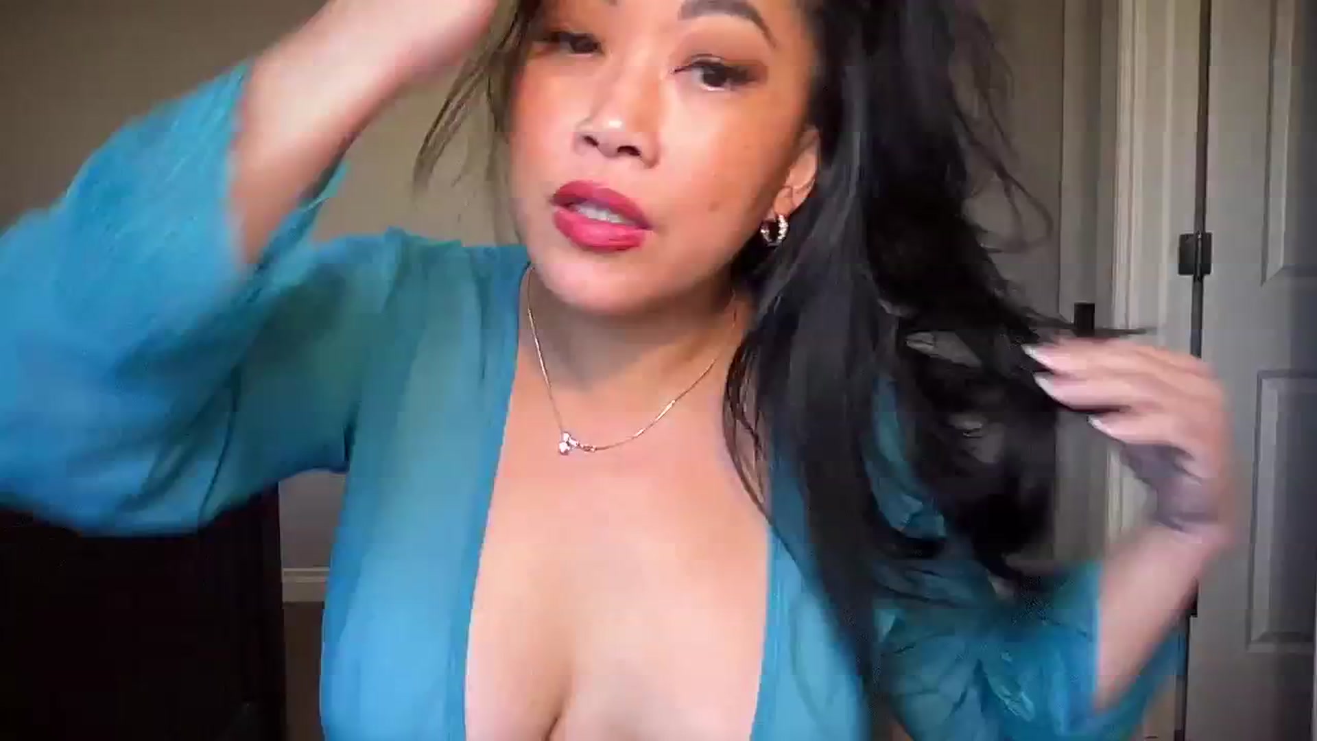 Gallery image thumbnail from JadeBirthday's myfreecams stream on, 04/04/2025, 20:32 image 20 of 20