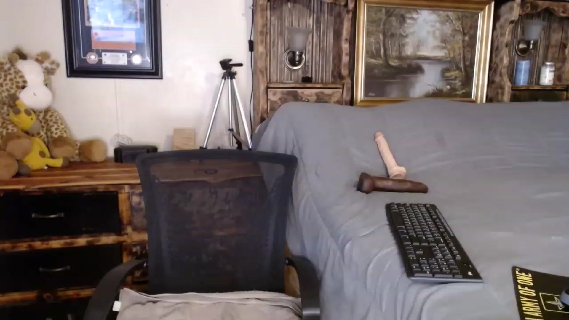 Gallery image thumbnail from JadeDixxin's myfreecams stream on, 12/25/2022, 23:59 image 13 of 20
