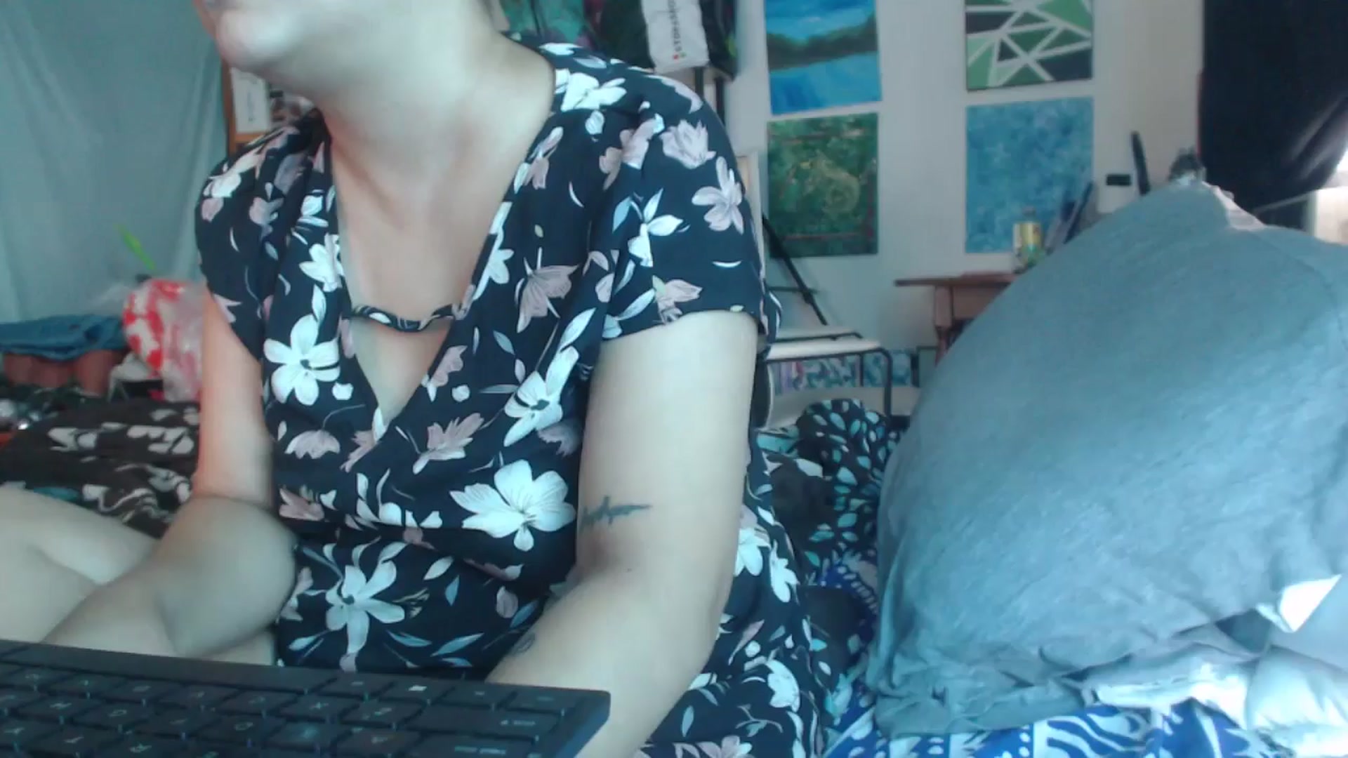 Gallery image thumbnail from JadeLondonXo's myfreecams stream on, 07/30/2024, 17:00 image 5 of 20