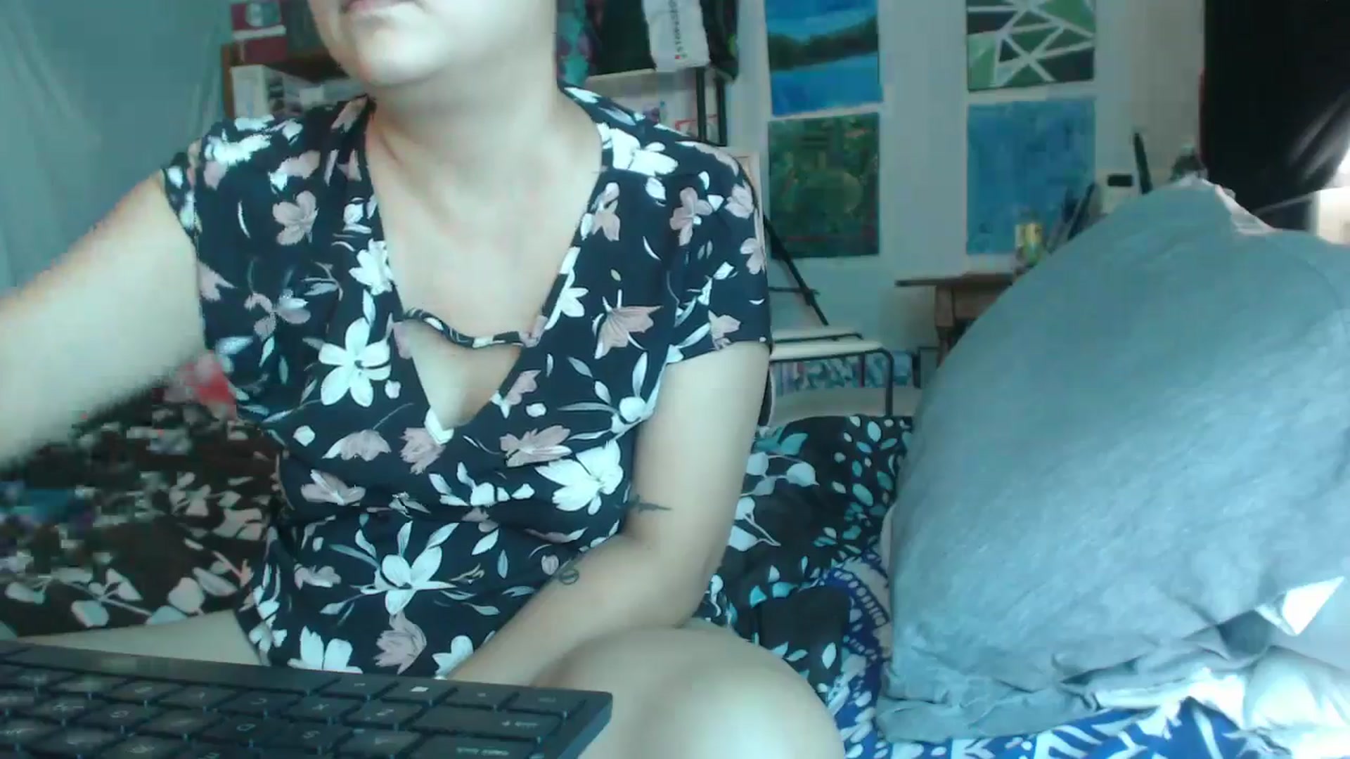 Gallery image thumbnail from JadeLondonXo's myfreecams stream on, 07/30/2024, 17:00 image 12 of 20
