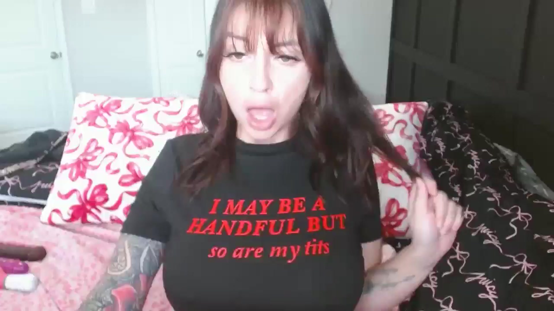 Gallery image thumbnail from JadeNicolee_'s myfreecams stream on, 01/07/2026, 18:10 image 1 of 20