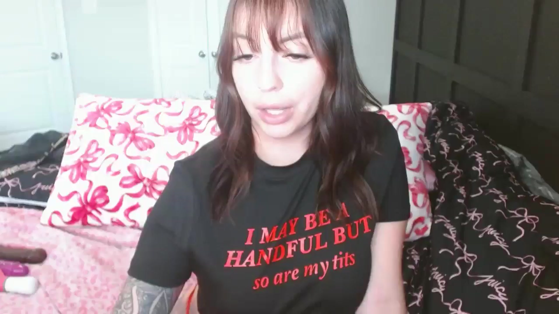 Gallery image thumbnail from JadeNicolee_'s myfreecams stream on, 01/07/2026, 18:10 image 3 of 20