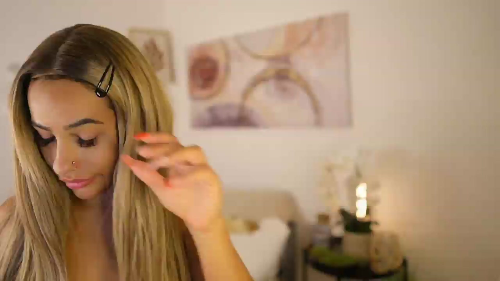 Gallery image thumbnail from Jade_Davin's myfreecams stream on, 07/19/2026, 11:44 image 12 of 20
