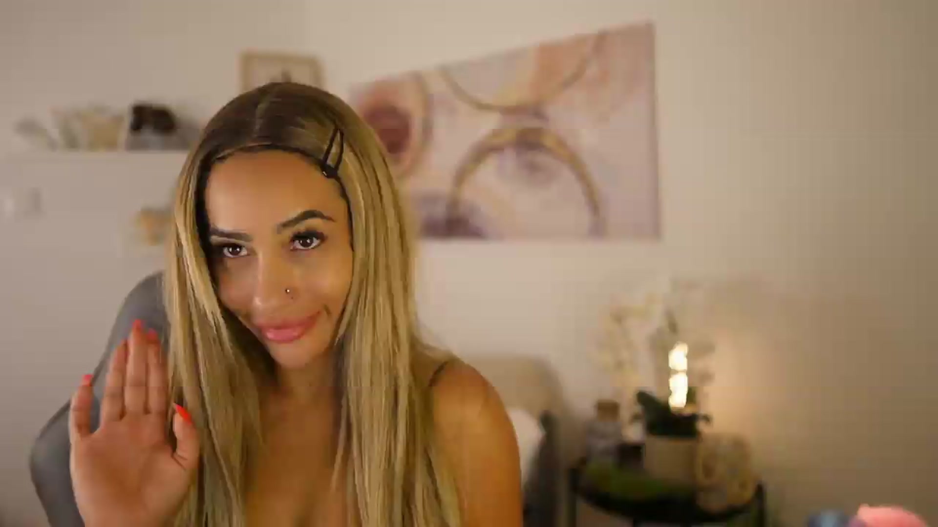 Gallery image thumbnail from Jade_Davin's myfreecams stream on, 07/19/2026, 11:44 image 14 of 20