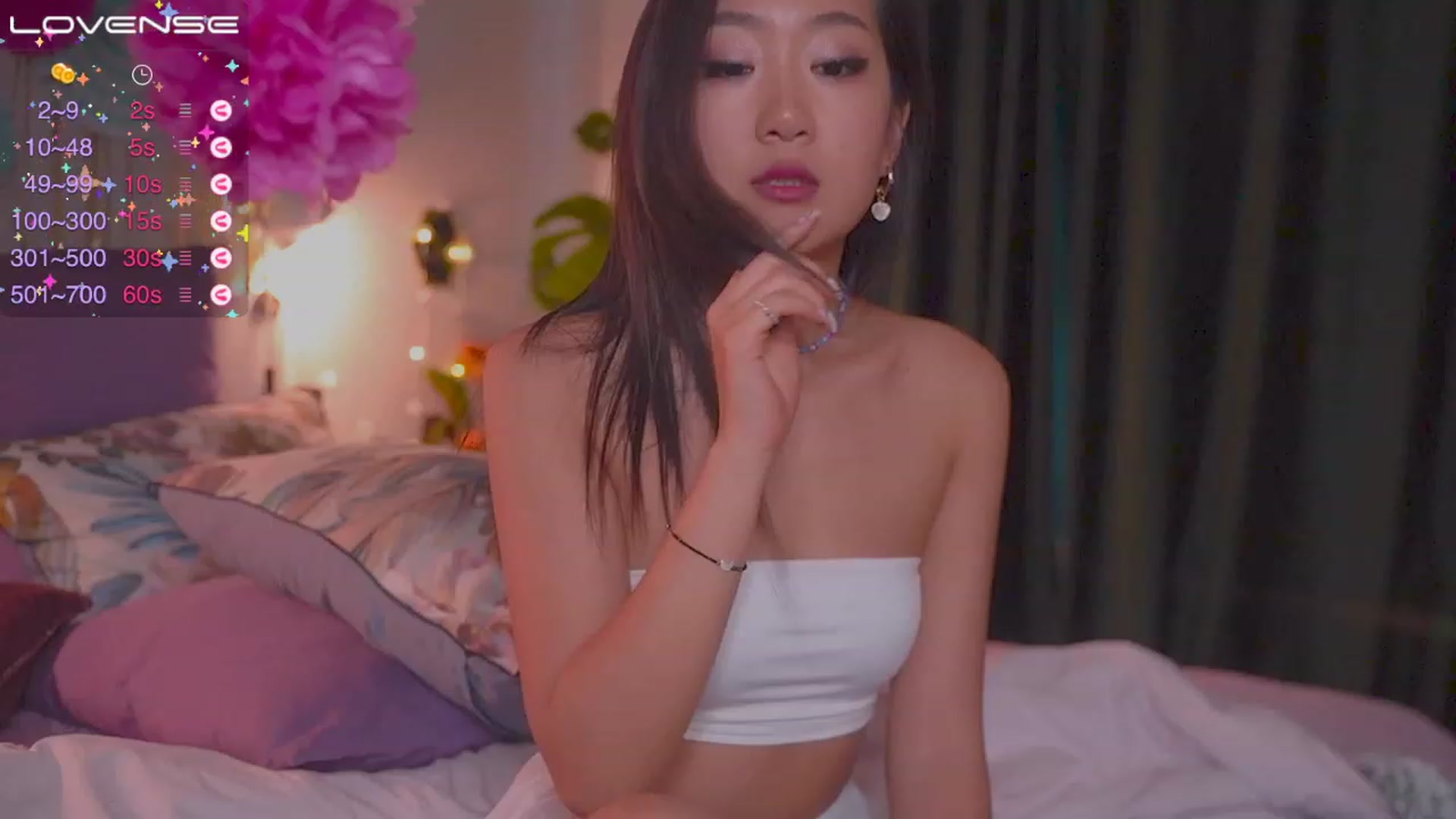 Gallery image thumbnail from Jade_Grail69's myfreecams stream on, 12/04/2022, 13:00 image 2 of 20