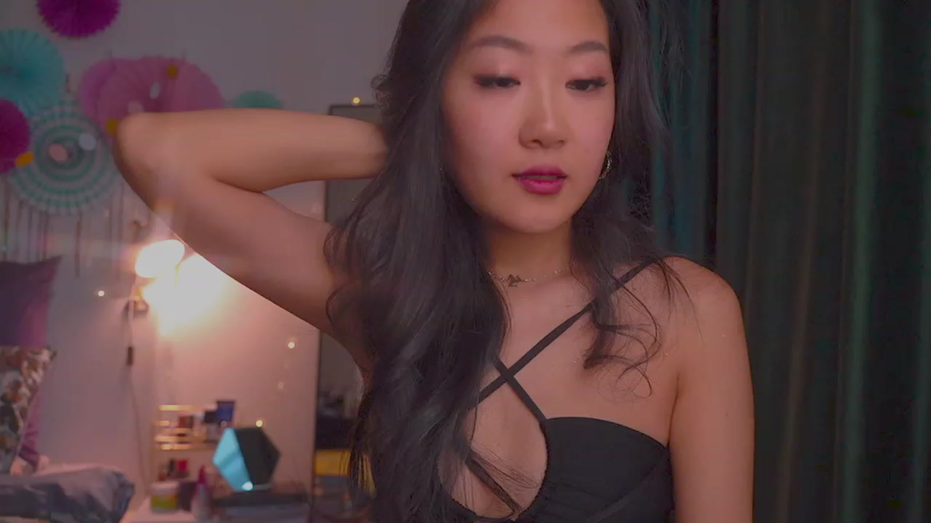 Gallery image thumbnail from Jade_Grail69's myfreecams stream on, 12/10/2022, 10:08 image 4 of 20