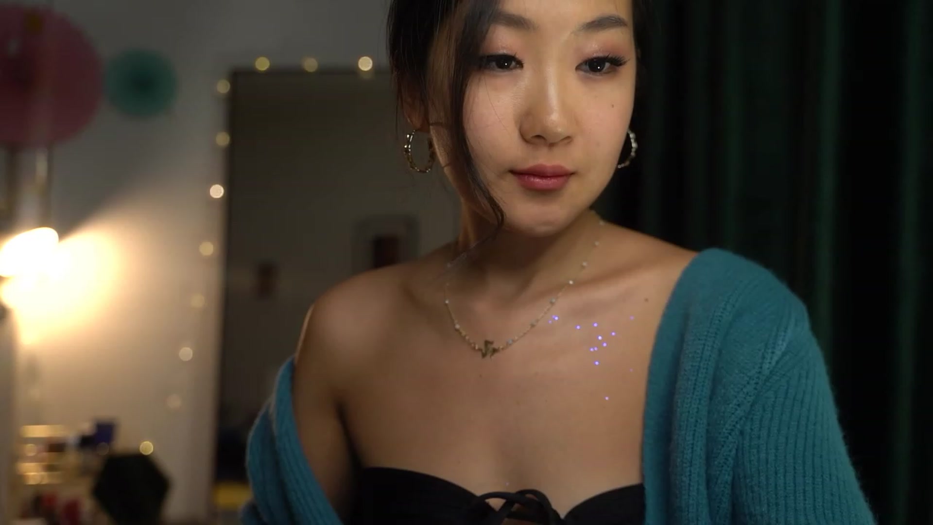 Gallery image thumbnail from Jade_Grail69's myfreecams stream on, 12/10/2022, 20:45 image 4 of 20