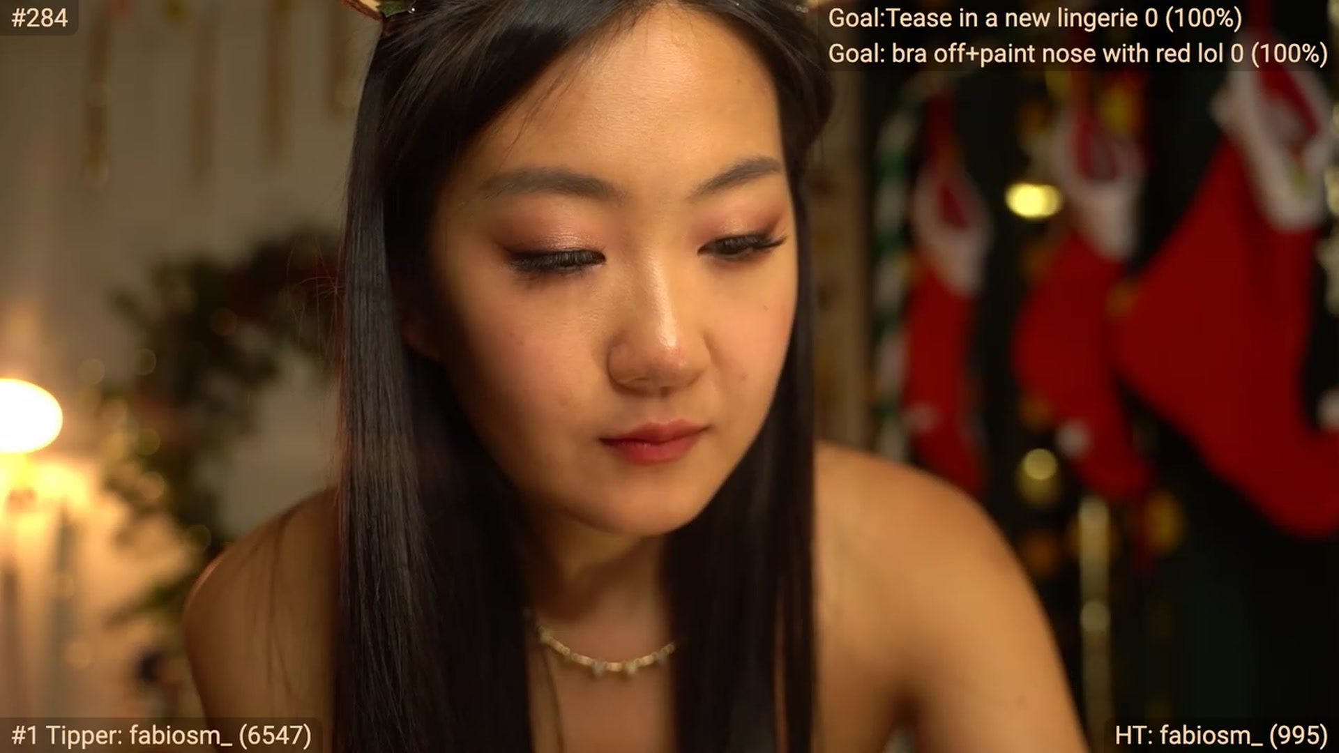 Gallery image thumbnail from Jade_Grail69's myfreecams stream on, 12/23/2022, 22:29 image 18 of 20