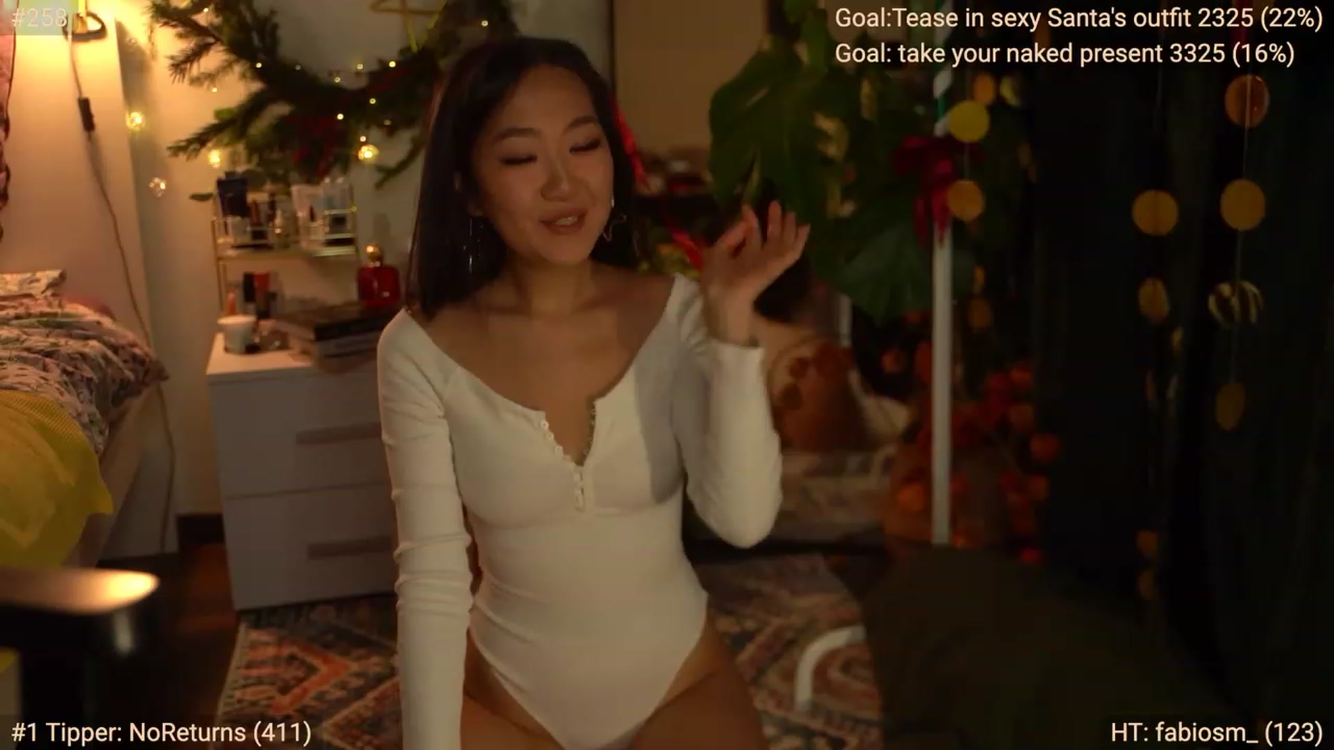 Gallery image thumbnail from Jade_Grail69's myfreecams stream on, 12/24/2022, 12:20 image 19 of 20