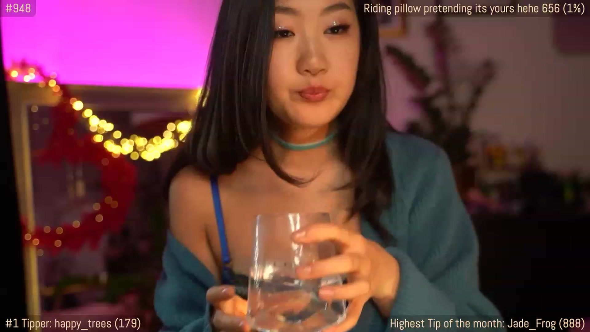 Gallery image thumbnail from Jade_Grail69's myfreecams stream on, 03/09/2023, 10:43 image 11 of 20