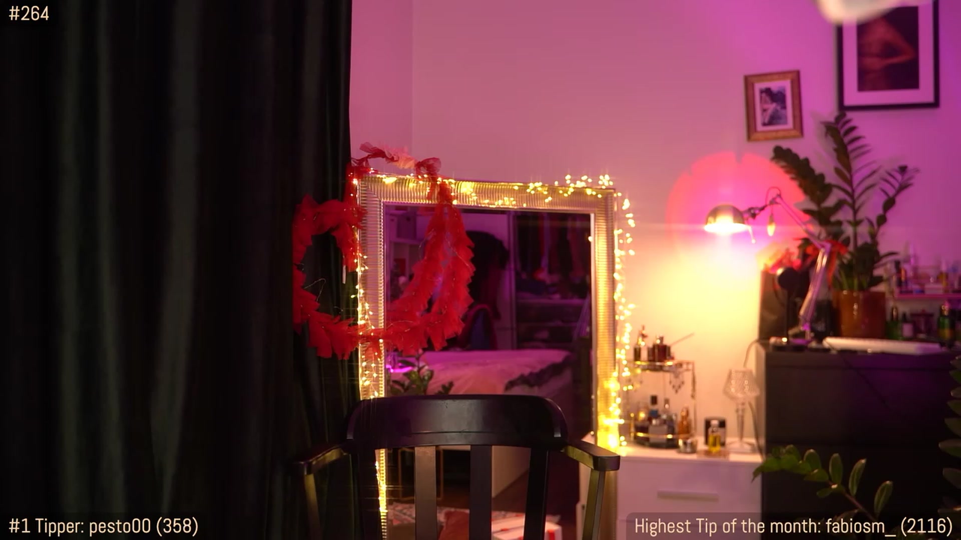 Gallery image thumbnail from Jade_Grail69's myfreecams stream on, 03/11/2023, 18:07 image 8 of 20