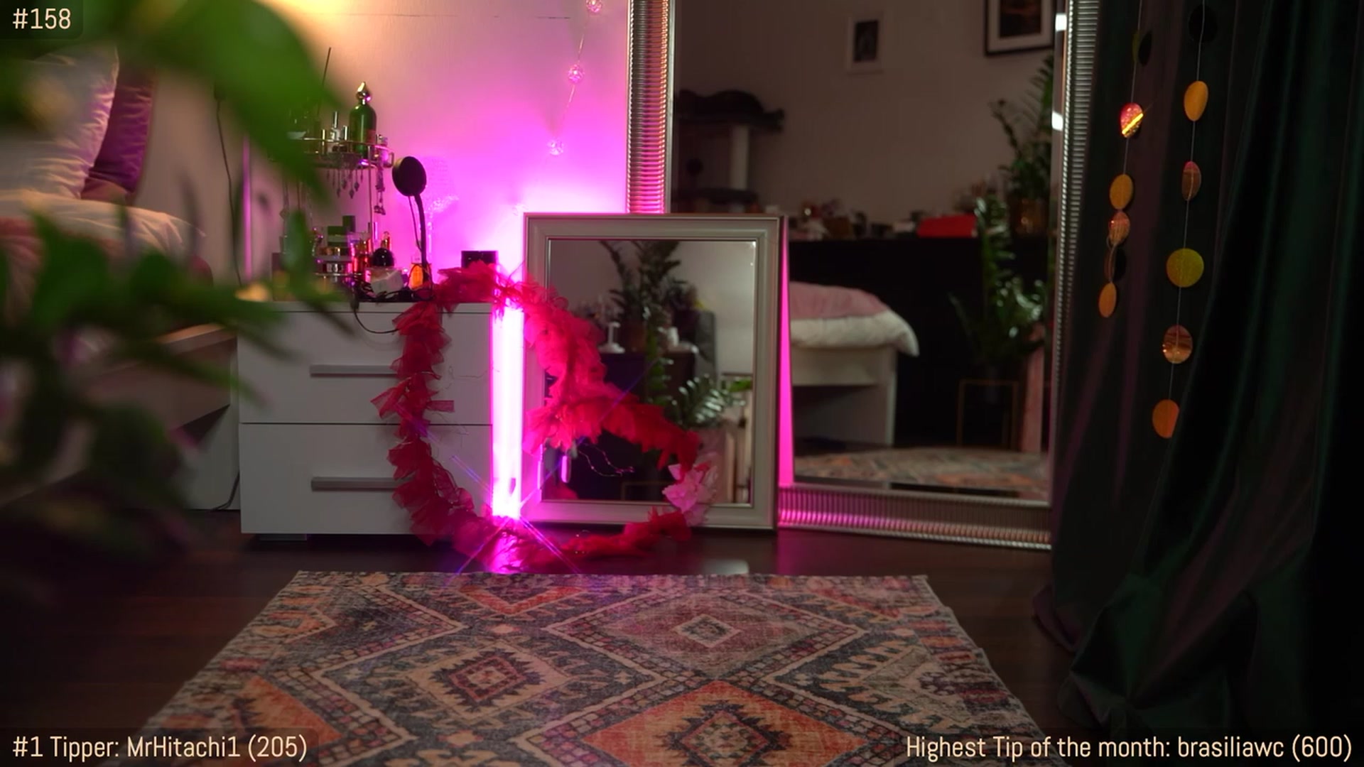 Gallery image thumbnail from Jade_Grail69's myfreecams stream on, 04/02/2023, 17:30 image 16 of 20