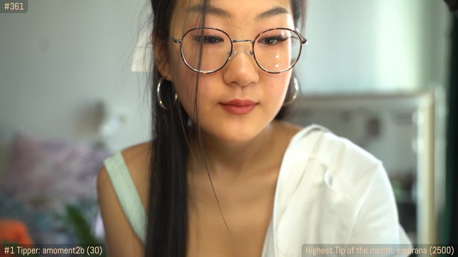 Gallery image thumbnail from Jade_Grail69's myfreecams stream on, 04/13/2023, 08:37 image 20 of 20