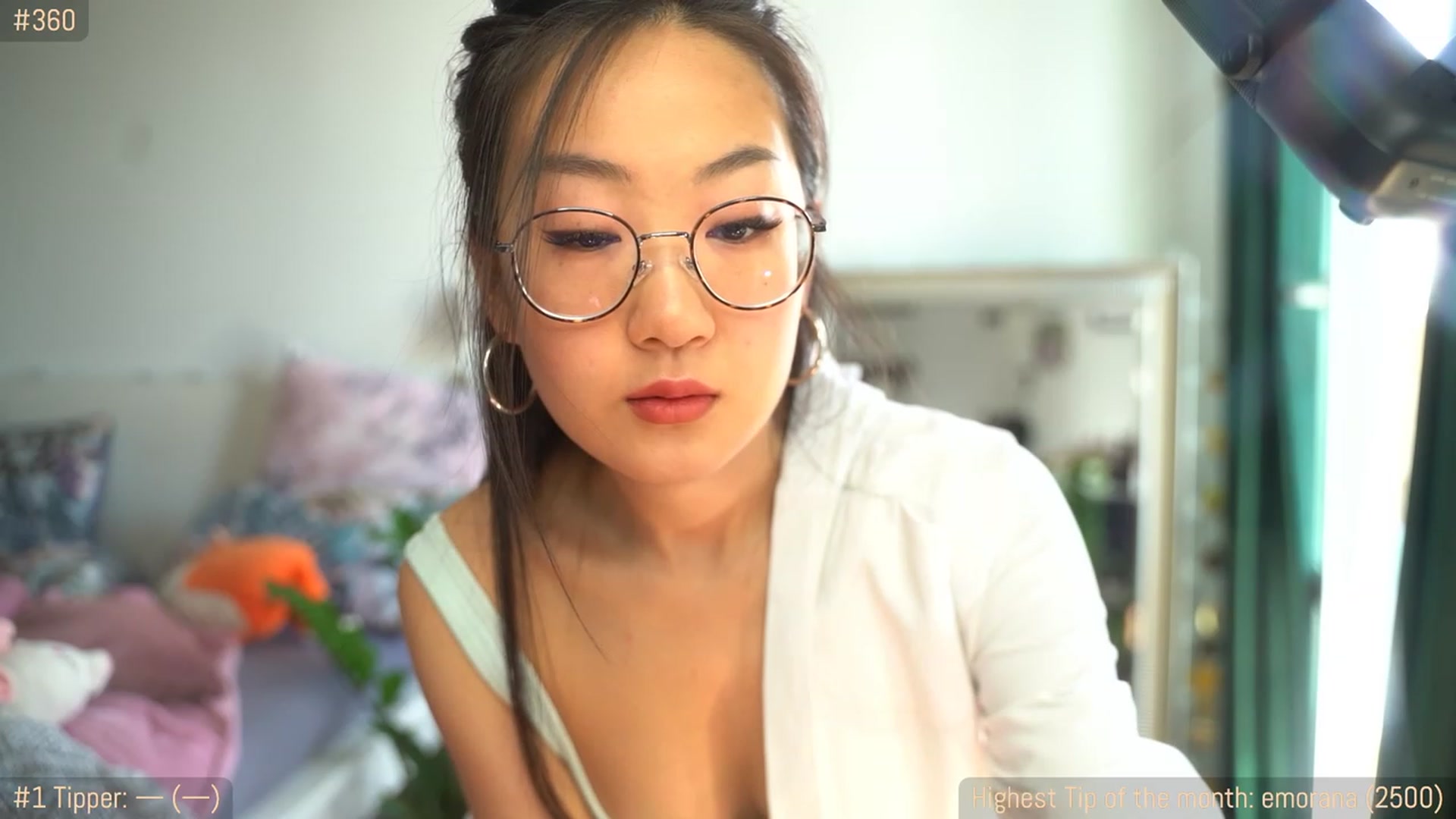 Gallery image thumbnail from Jade_Grail69's myfreecams stream on, 04/13/2023, 08:37 image 9 of 20