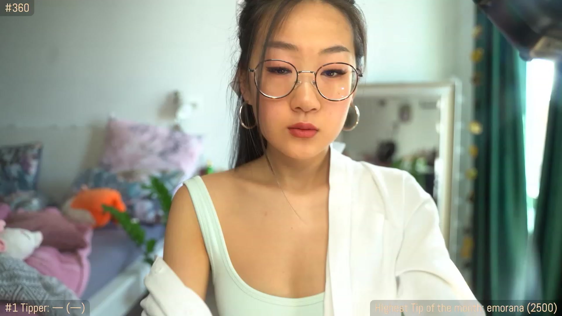 Gallery image thumbnail from Jade_Grail69's myfreecams stream on, 04/13/2023, 08:37 image 5 of 20