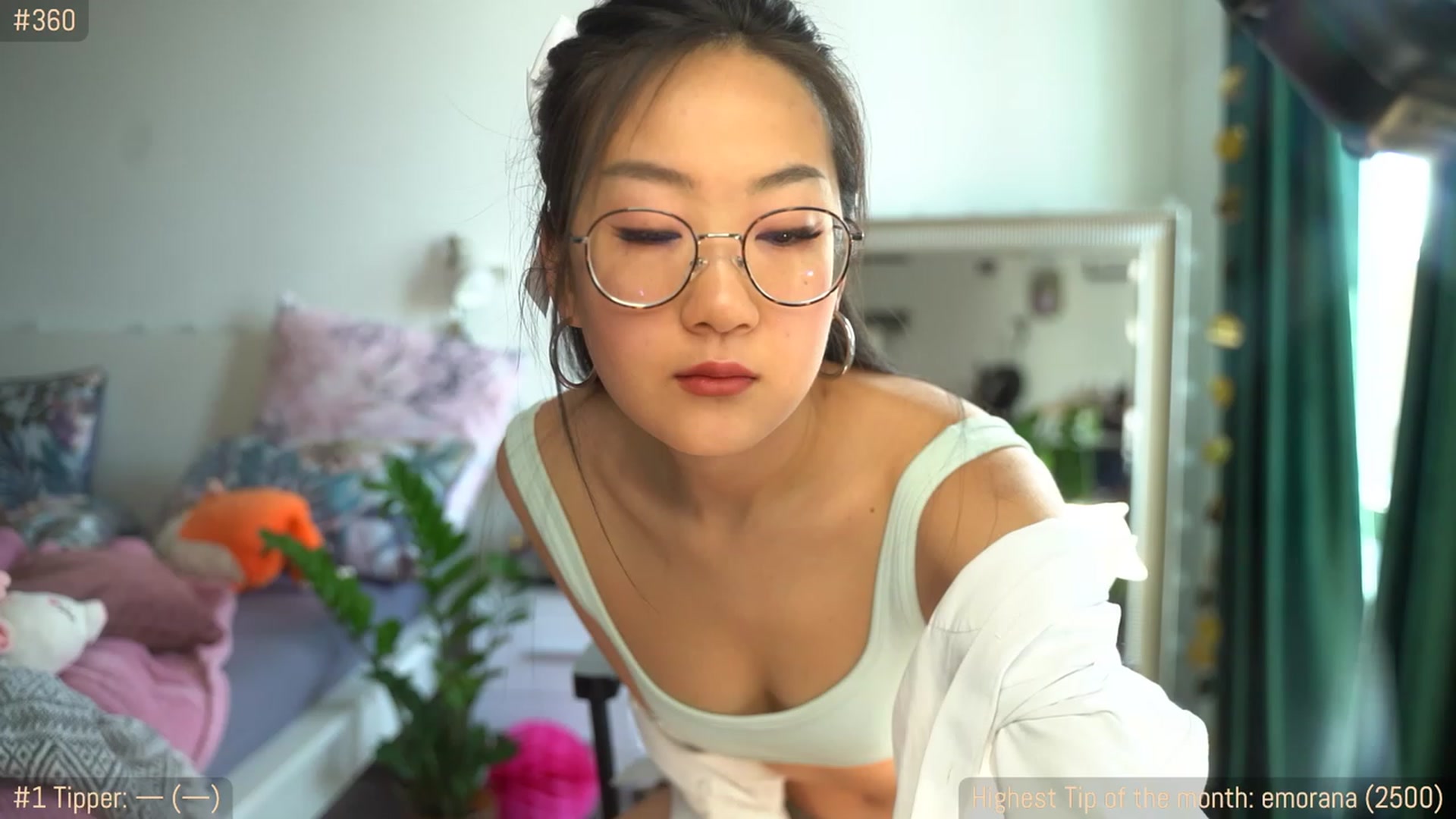 Gallery image thumbnail from Jade_Grail69's myfreecams stream on, 04/13/2023, 08:37 image 4 of 20