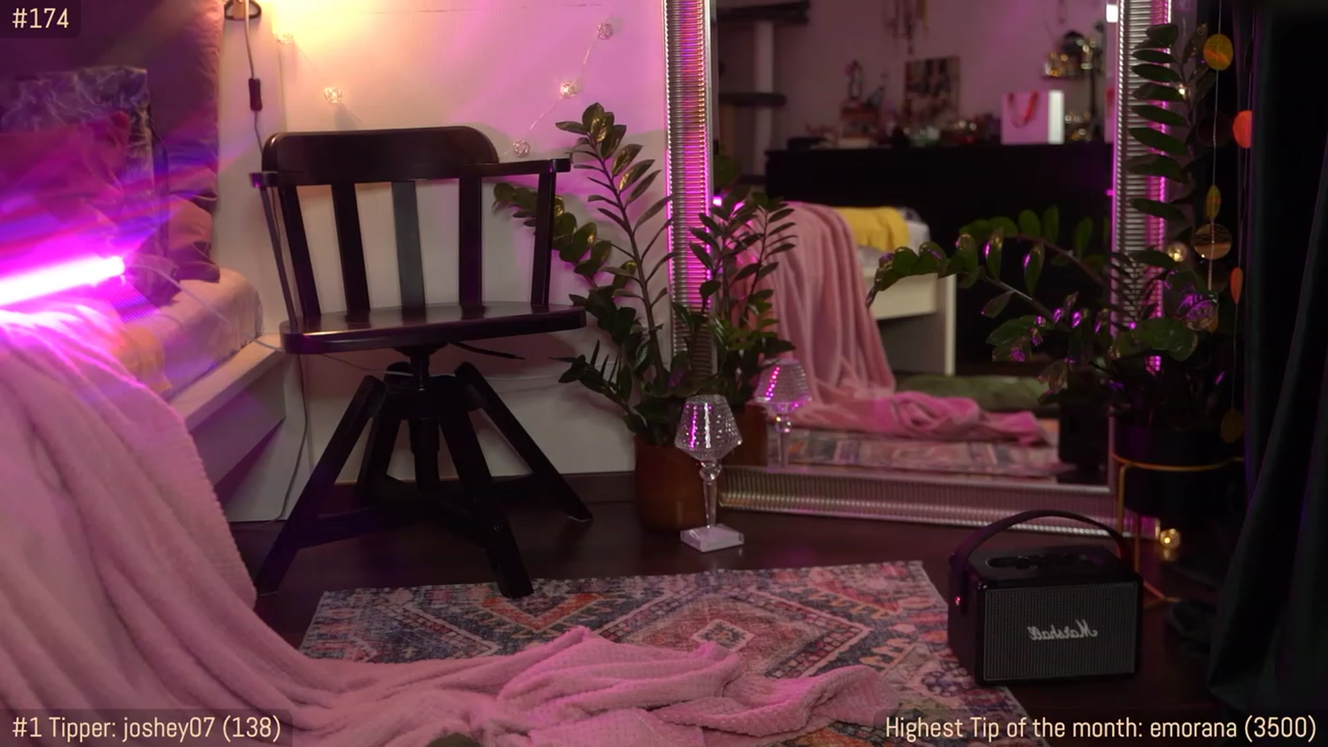 Gallery image thumbnail from Jade_Grail69's myfreecams stream on, 04/28/2023, 20:09 image 14 of 20