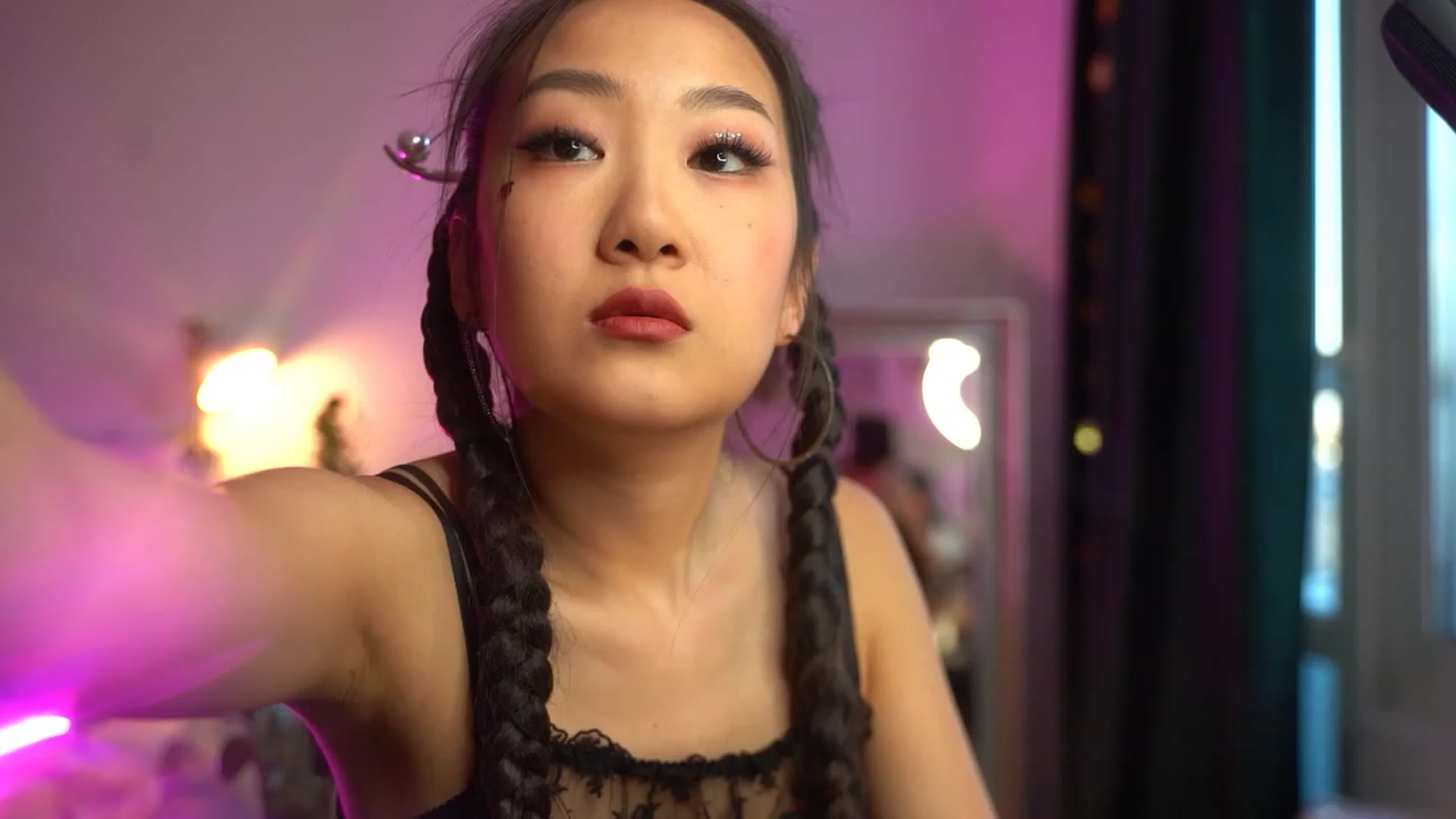 Gallery image thumbnail from Jade_Grail69's myfreecams stream on, 05/07/2023, 17:45 image 1 of 20