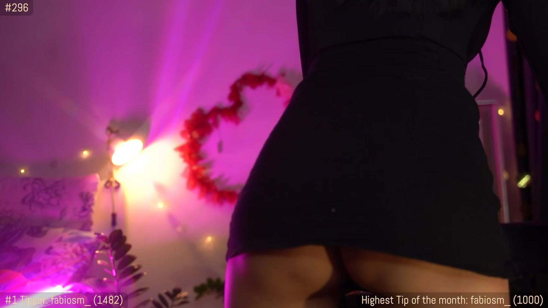 Gallery image thumbnail from Jade_Grail69's myfreecams stream on, 05/13/2023, 18:39 image 2 of 20