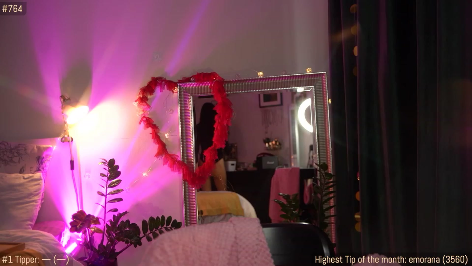 Gallery image thumbnail from Jade_Grail69's myfreecams stream on, 06/22/2023, 18:49 image 2 of 20