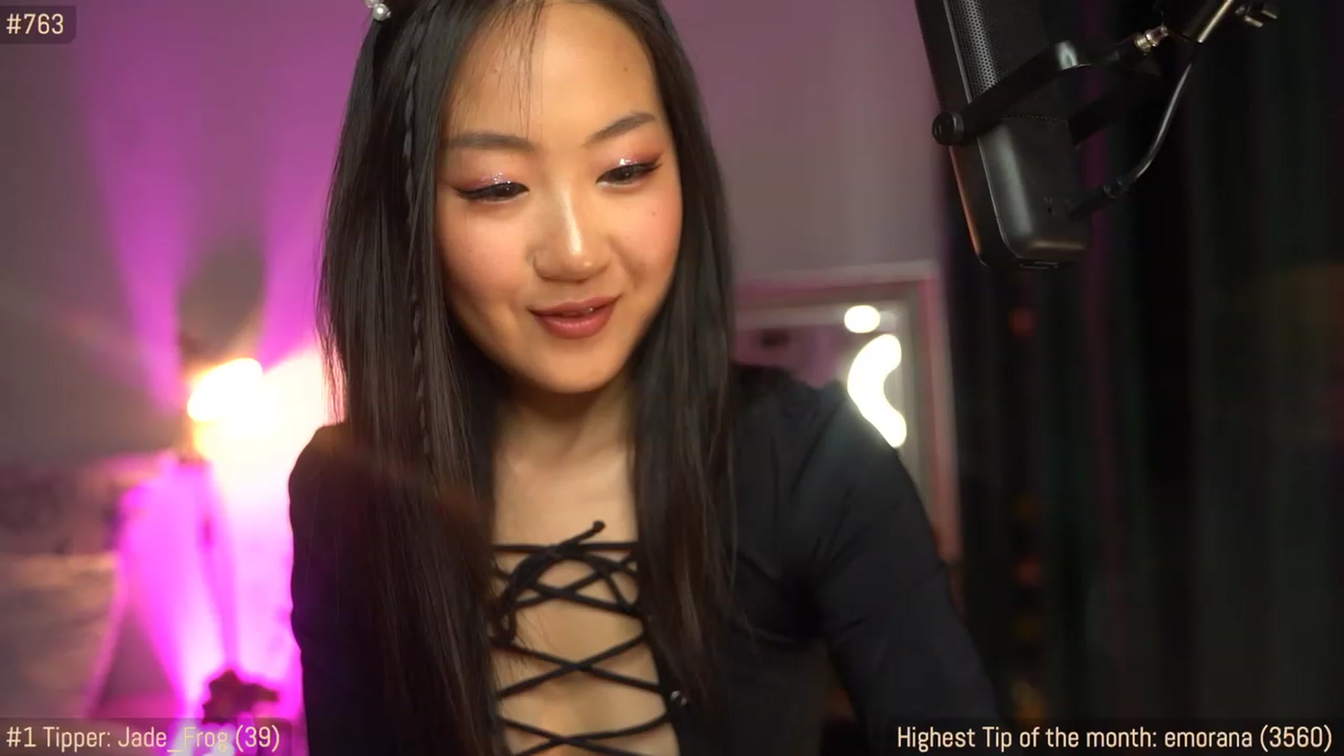 Gallery image thumbnail from Jade_Grail69's myfreecams stream on, 06/22/2023, 18:49 image 5 of 20