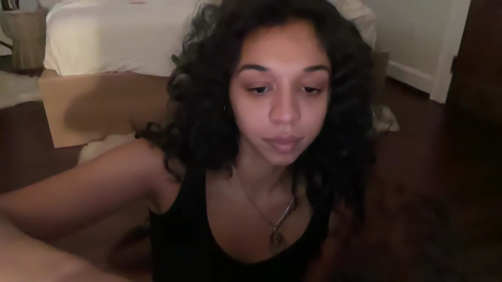 Gallery image thumbnail from Jade_Haze's myfreecams stream on, 12/25/2024, 23:09 image 9 of 20