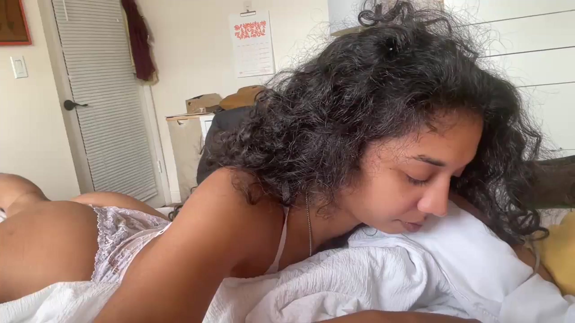 Gallery image thumbnail from Jade_Haze's myfreecams stream on, 01/14/2025, 16:19 image 13 of 20