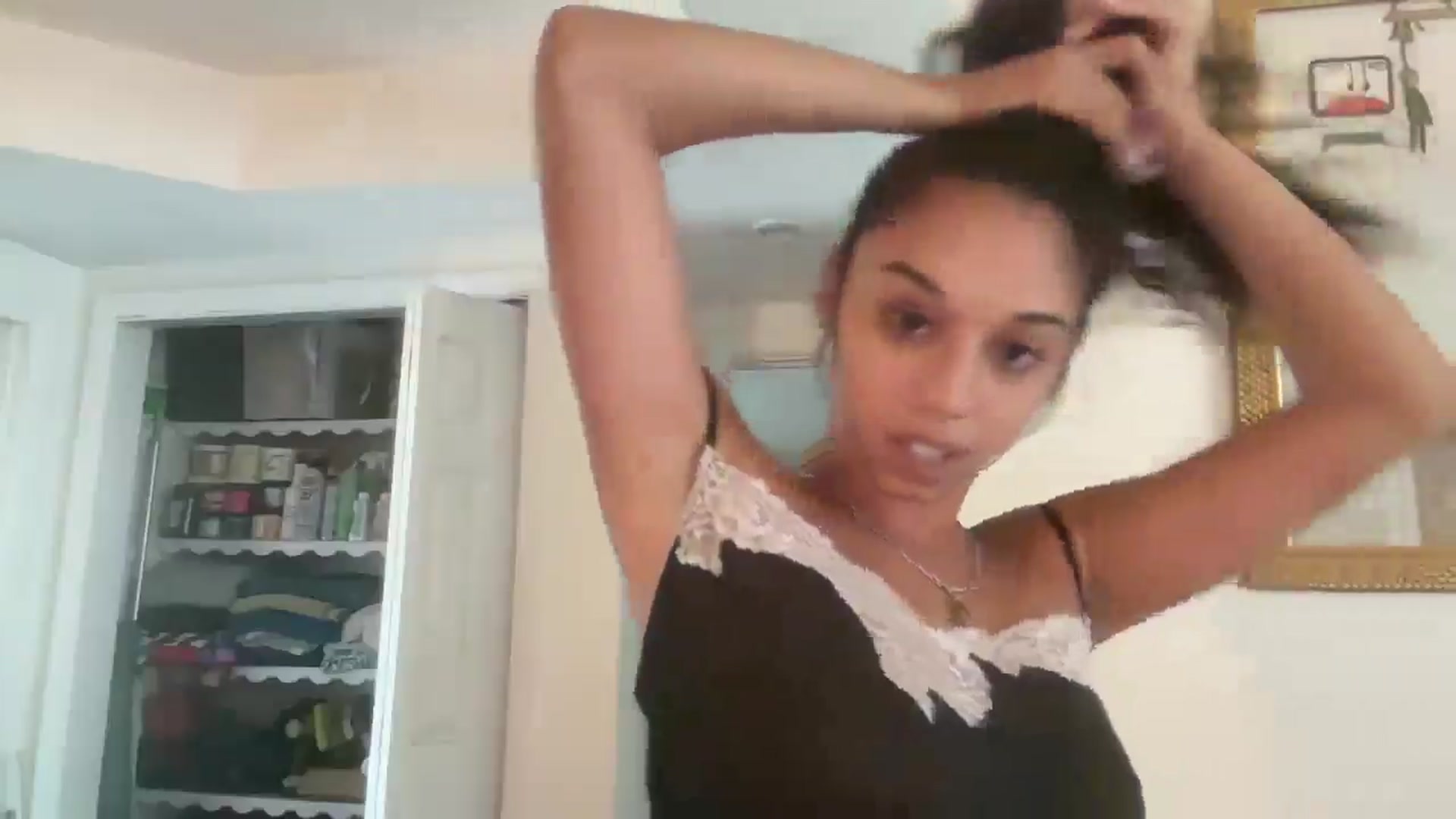 Gallery image thumbnail from Jade_Haze's myfreecams stream on, 06/28/2025, 16:31 image 11 of 20