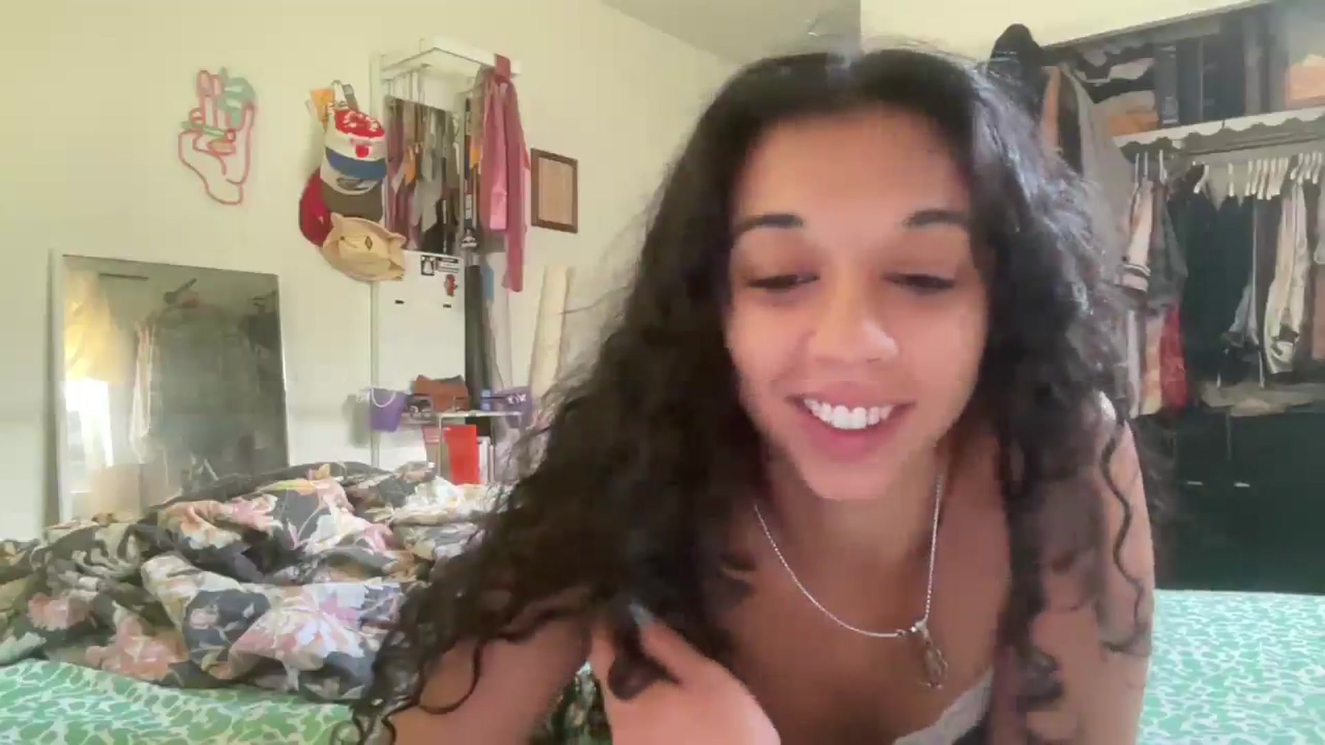Gallery image thumbnail from Jade_Haze's myfreecams stream on, 07/11/2025, 12:53 image 12 of 20