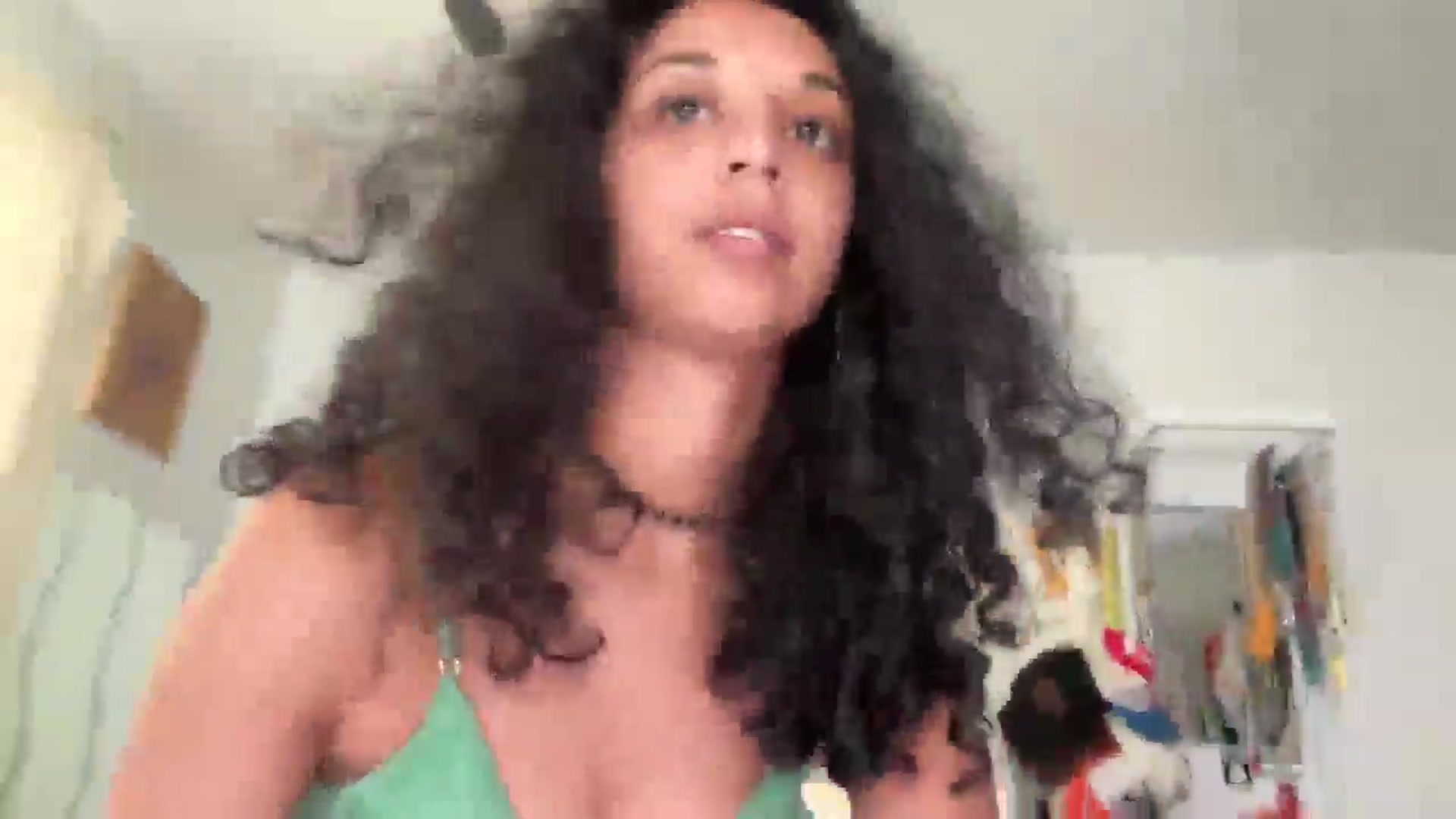 Gallery image thumbnail from Jade_Haze's myfreecams stream on, 01/16/2026, 18:35 image 16 of 20