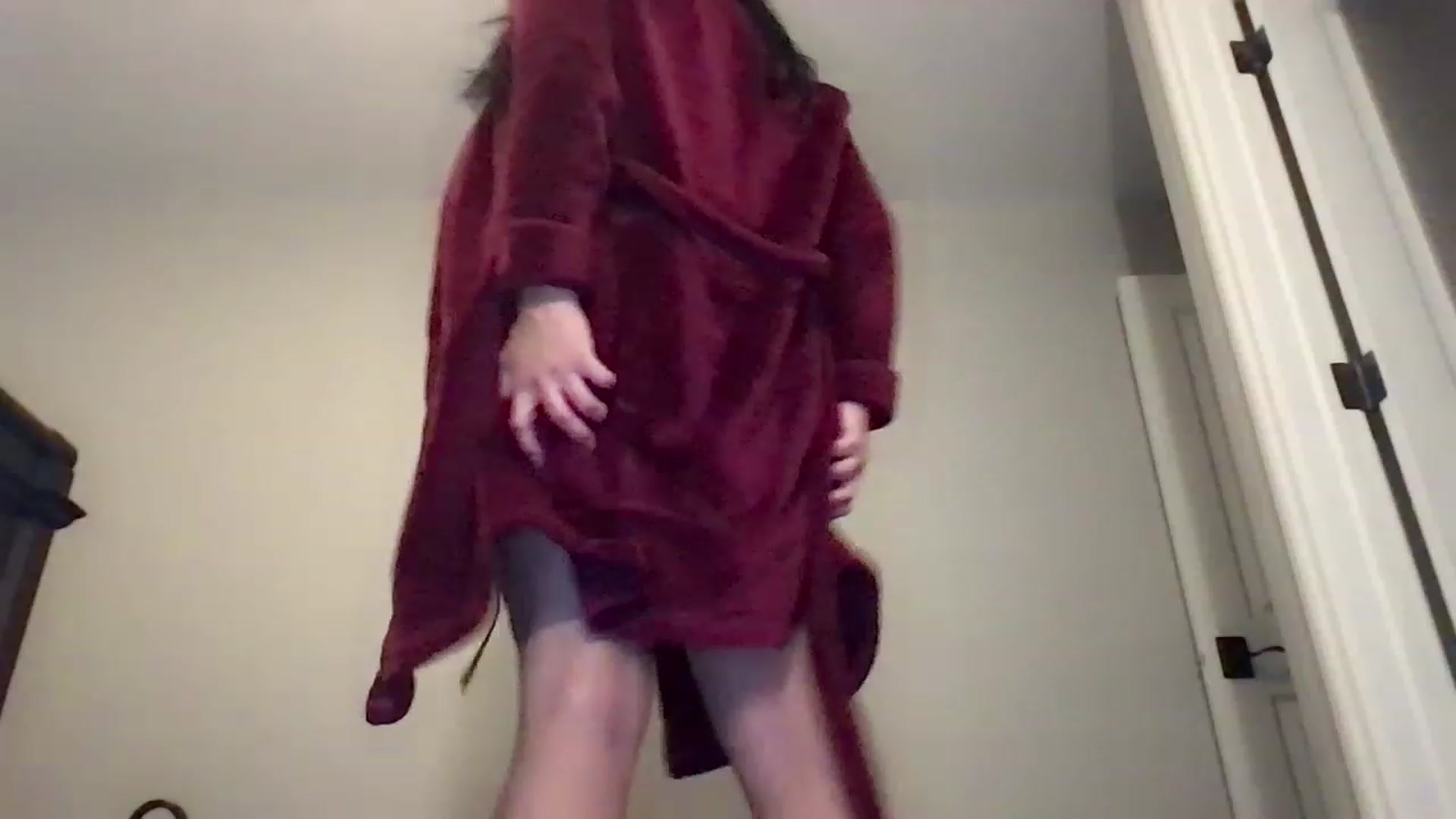 Gallery image thumbnail from Jade_Lee's myfreecams stream on, 12/03/2022, 04:36 image 8 of 20