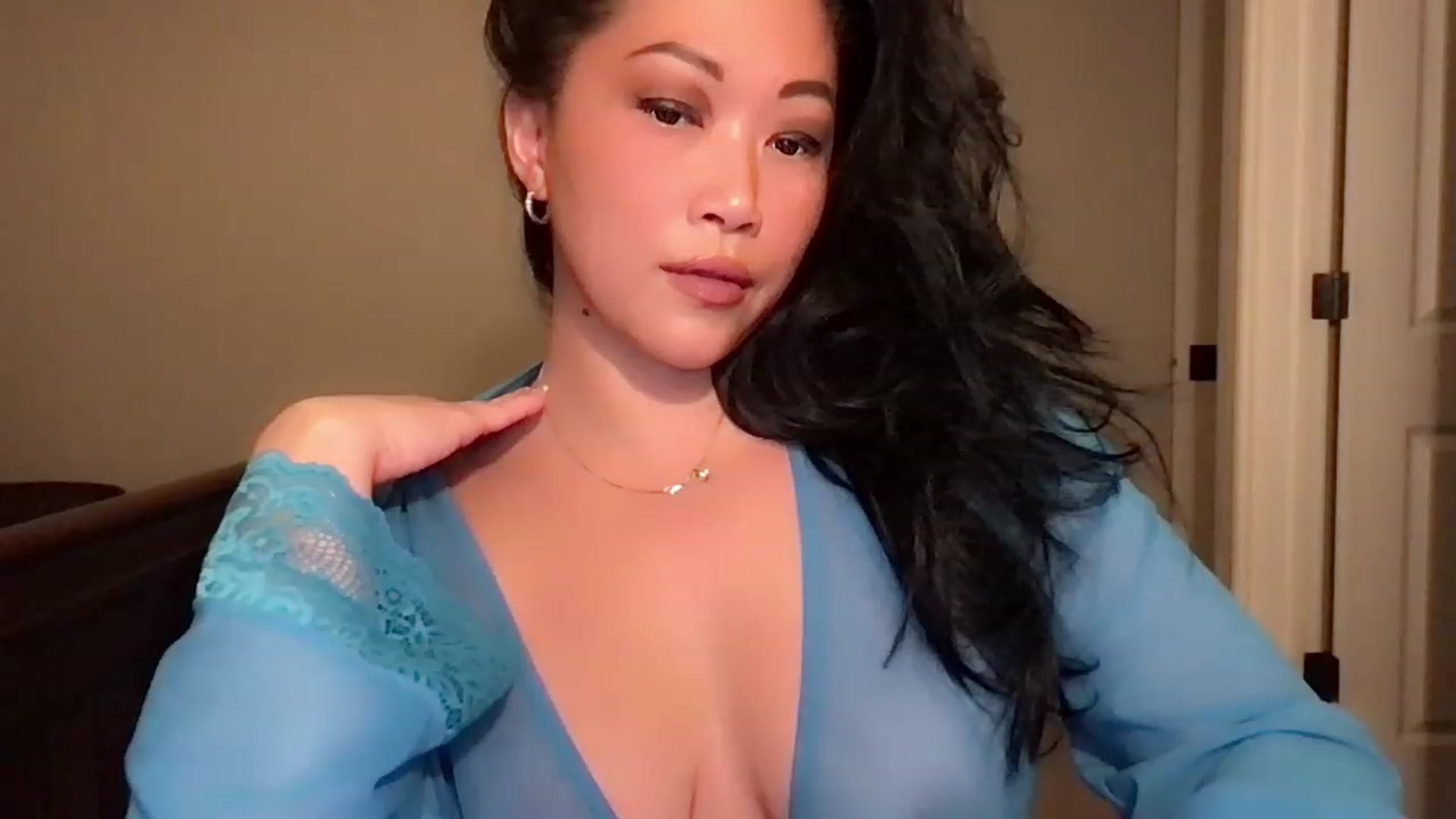Gallery image thumbnail from Jade_Lee's myfreecams stream on, 12/05/2022, 03:42 image 5 of 20