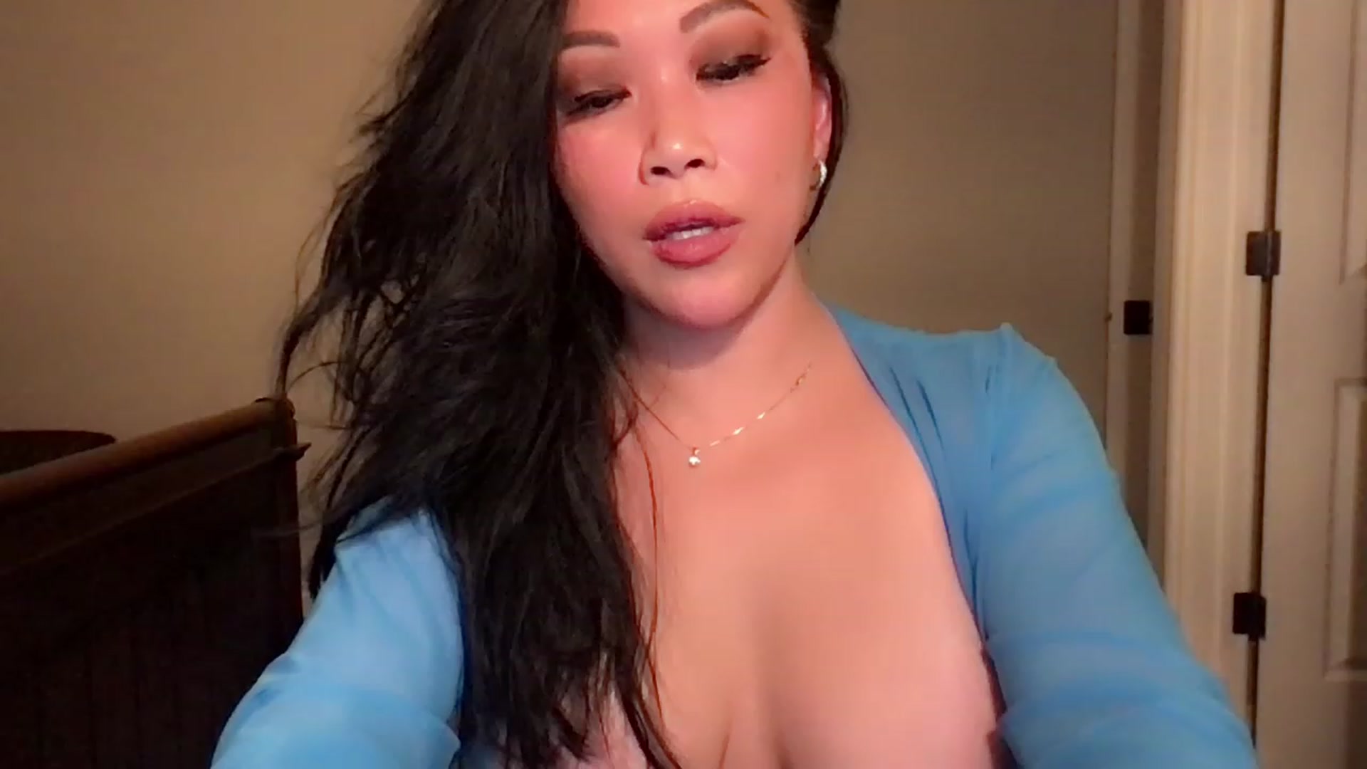 Gallery image thumbnail from Jade_Lee's myfreecams stream on, 12/11/2022, 02:36 image 20 of 20