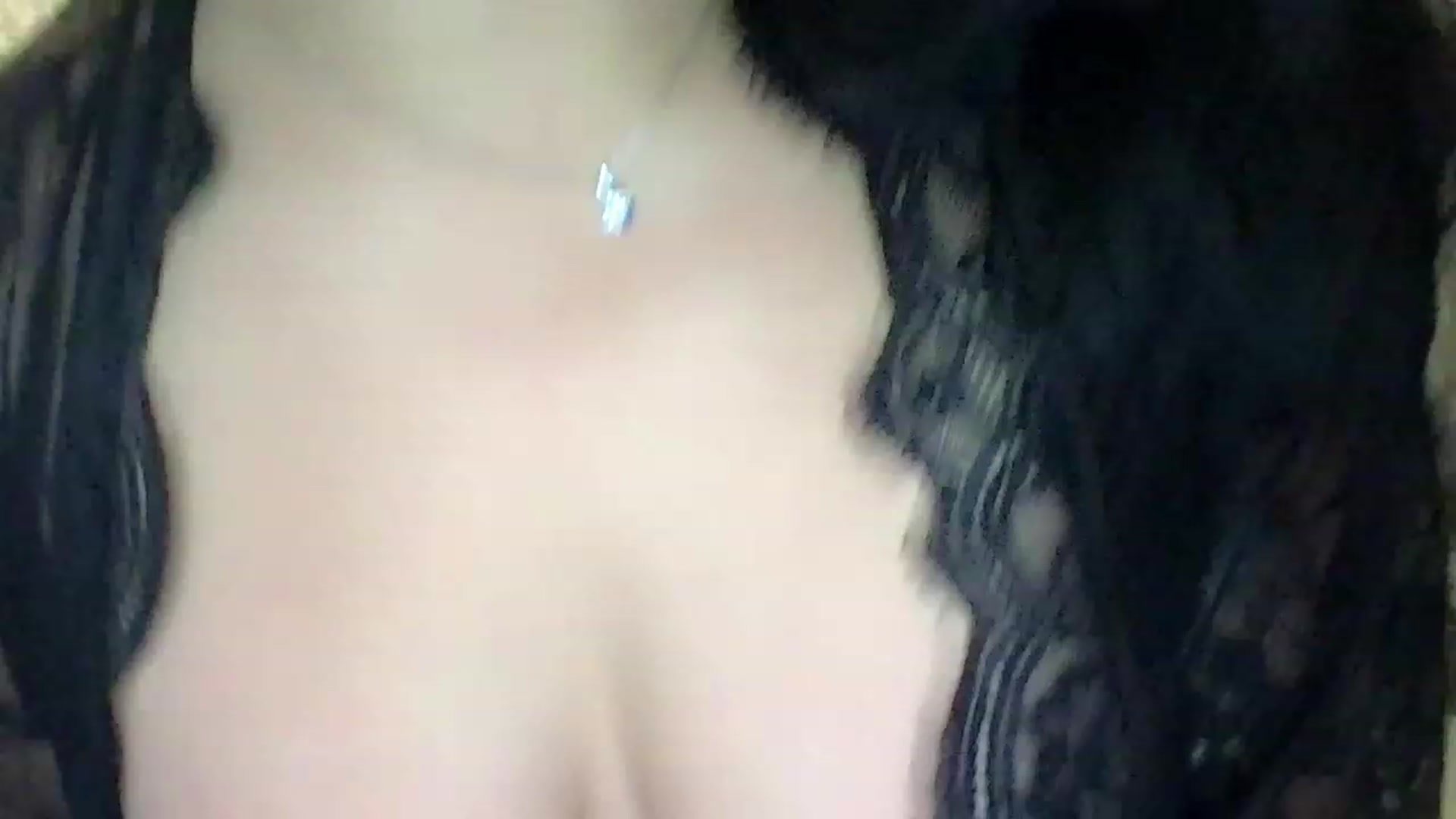 Gallery image thumbnail from Jade_Lee's myfreecams stream on, 12/17/2022, 04:11 image 1 of 20
