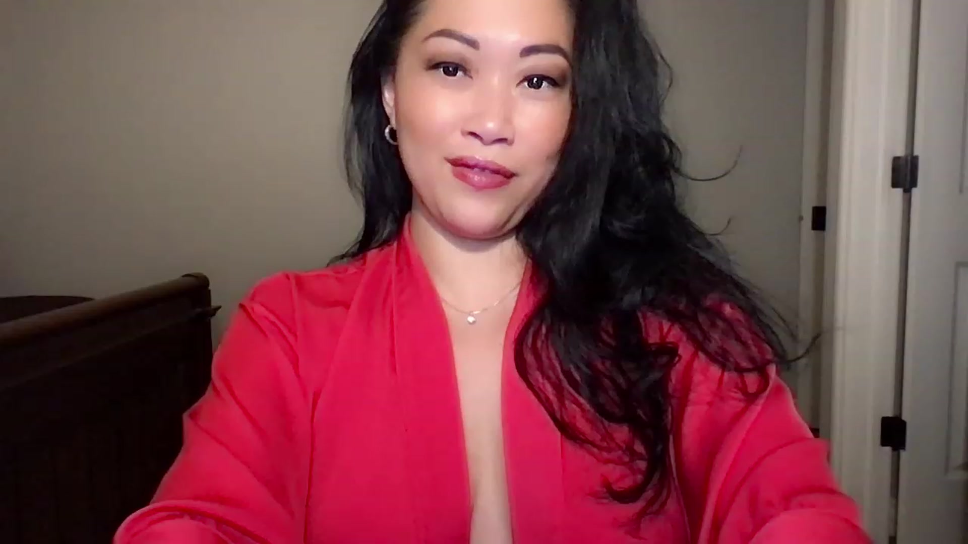 Gallery image thumbnail from Jade_Lee's myfreecams stream on, 12/25/2022, 02:25 image 7 of 20