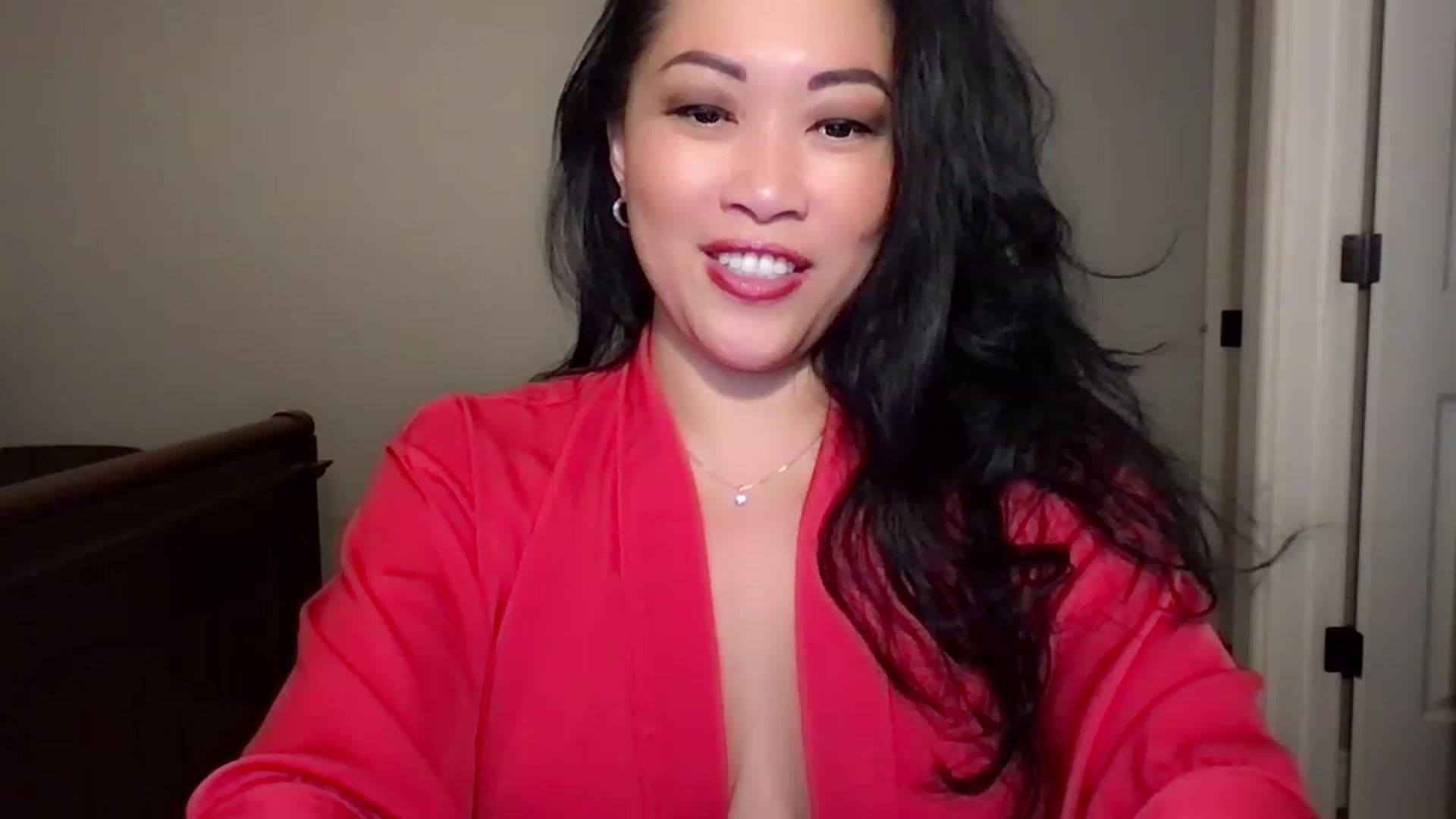 Gallery image thumbnail from Jade_Lee's myfreecams stream on, 12/25/2022, 02:25 image 6 of 20