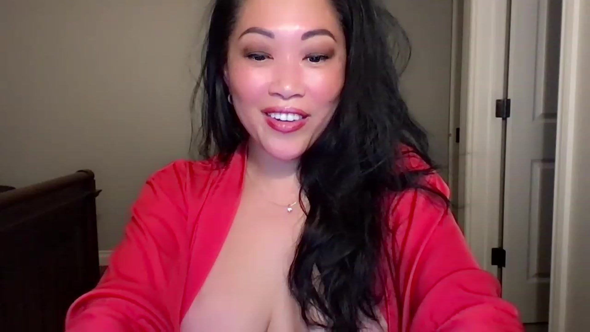 Gallery image thumbnail from Jade_Lee's myfreecams stream on, 12/25/2022, 04:01 image 20 of 20